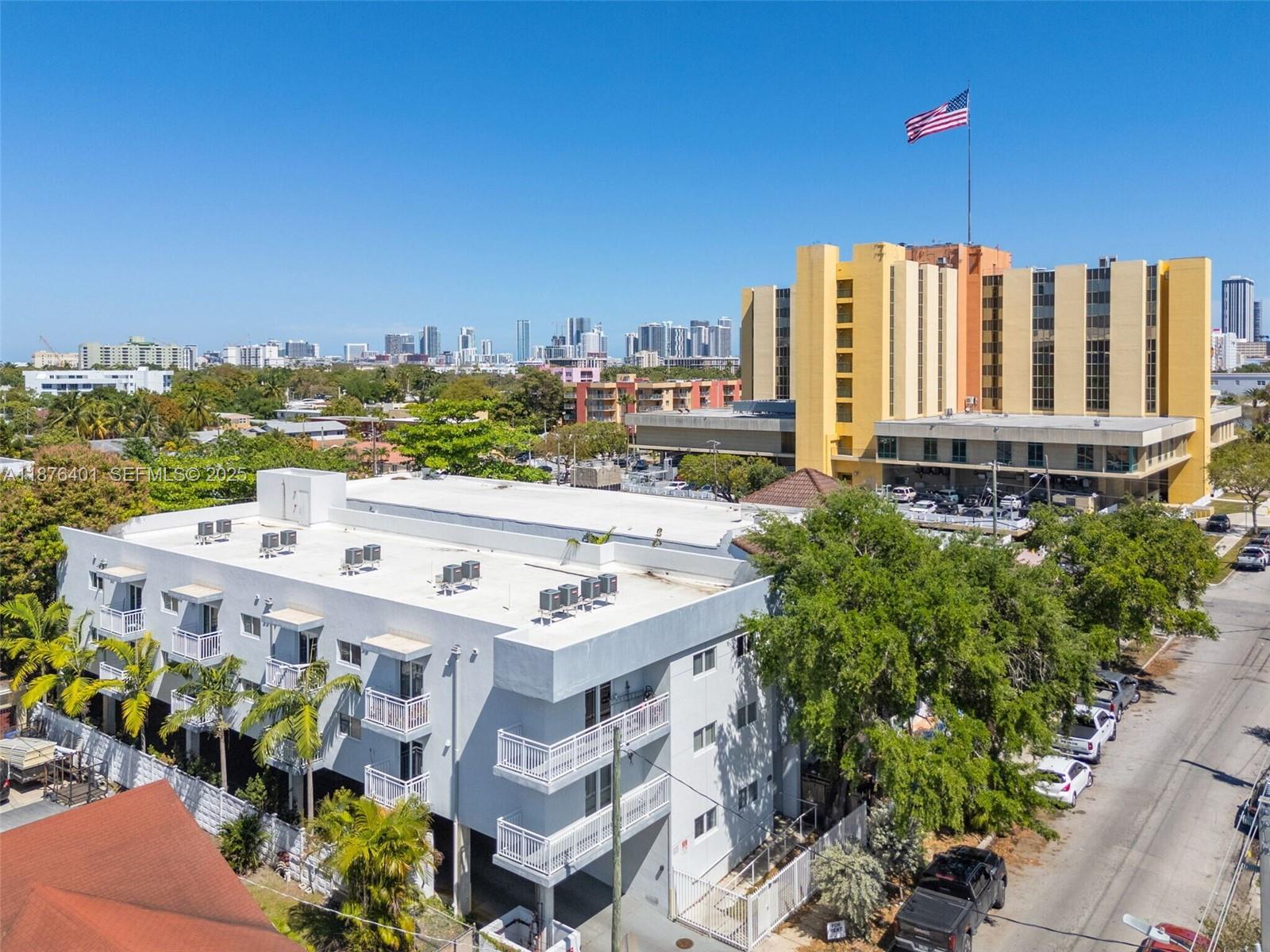 1029 3rd St Unit , Miami, Florida 33128