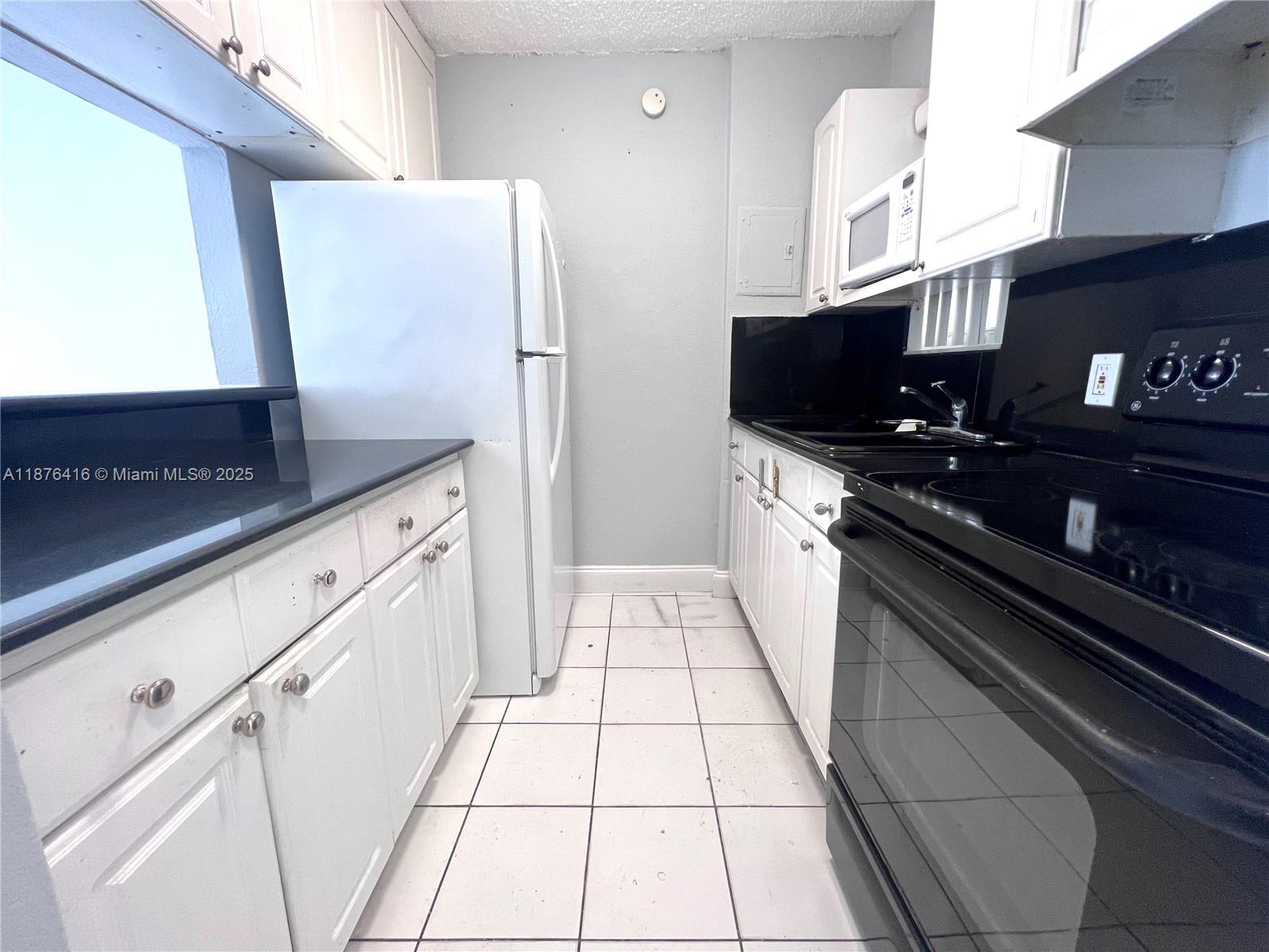 Property photo # 4
