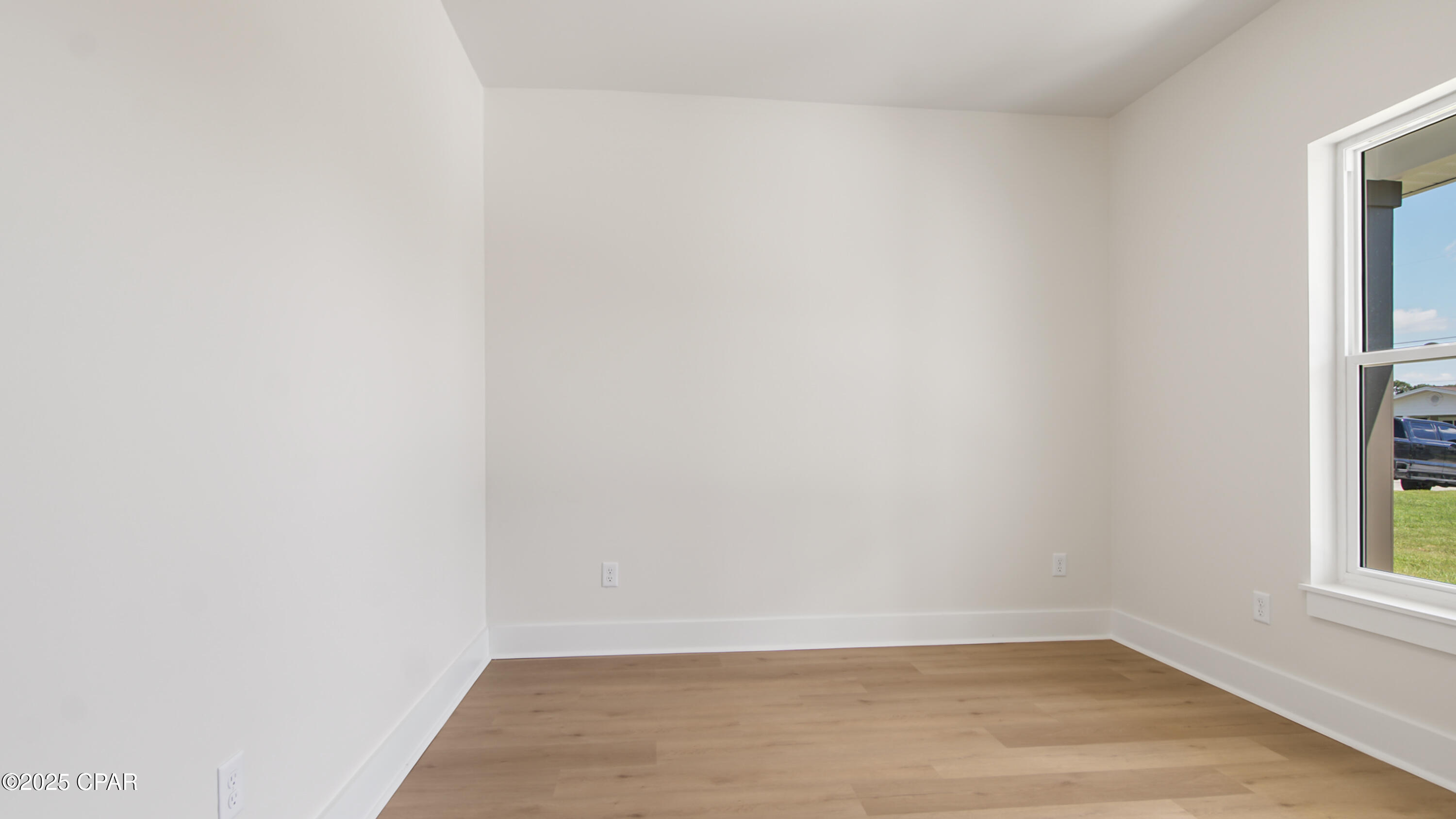 Eujuiuinqytw3cslwnpff87wvzezlrf6v7fs8spyouc