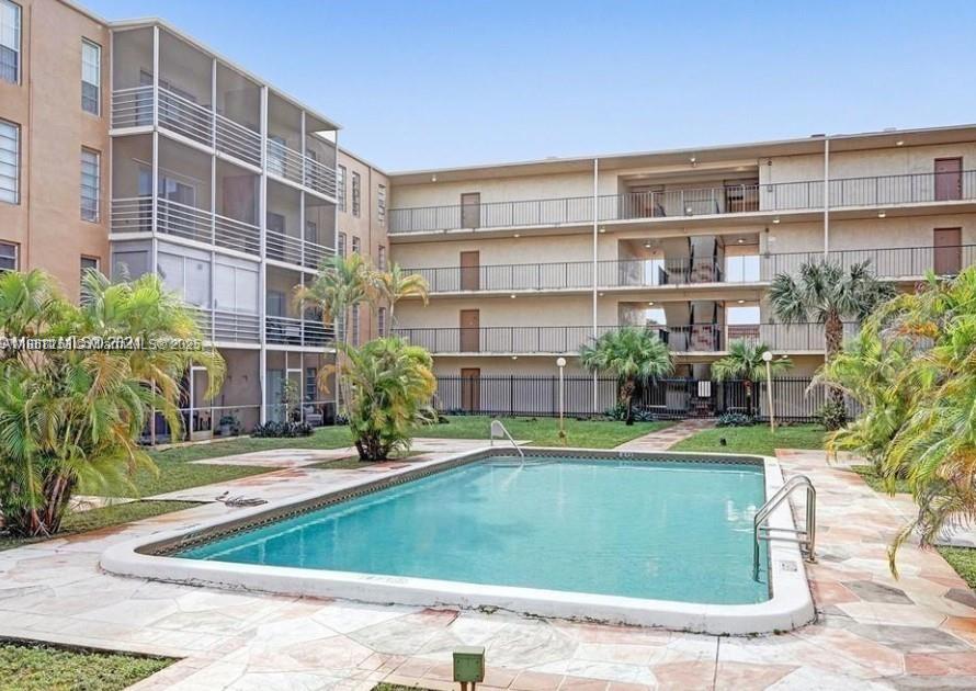 4848 24th Ct Unit 232, Lauderdale Lakes, Florida 33313