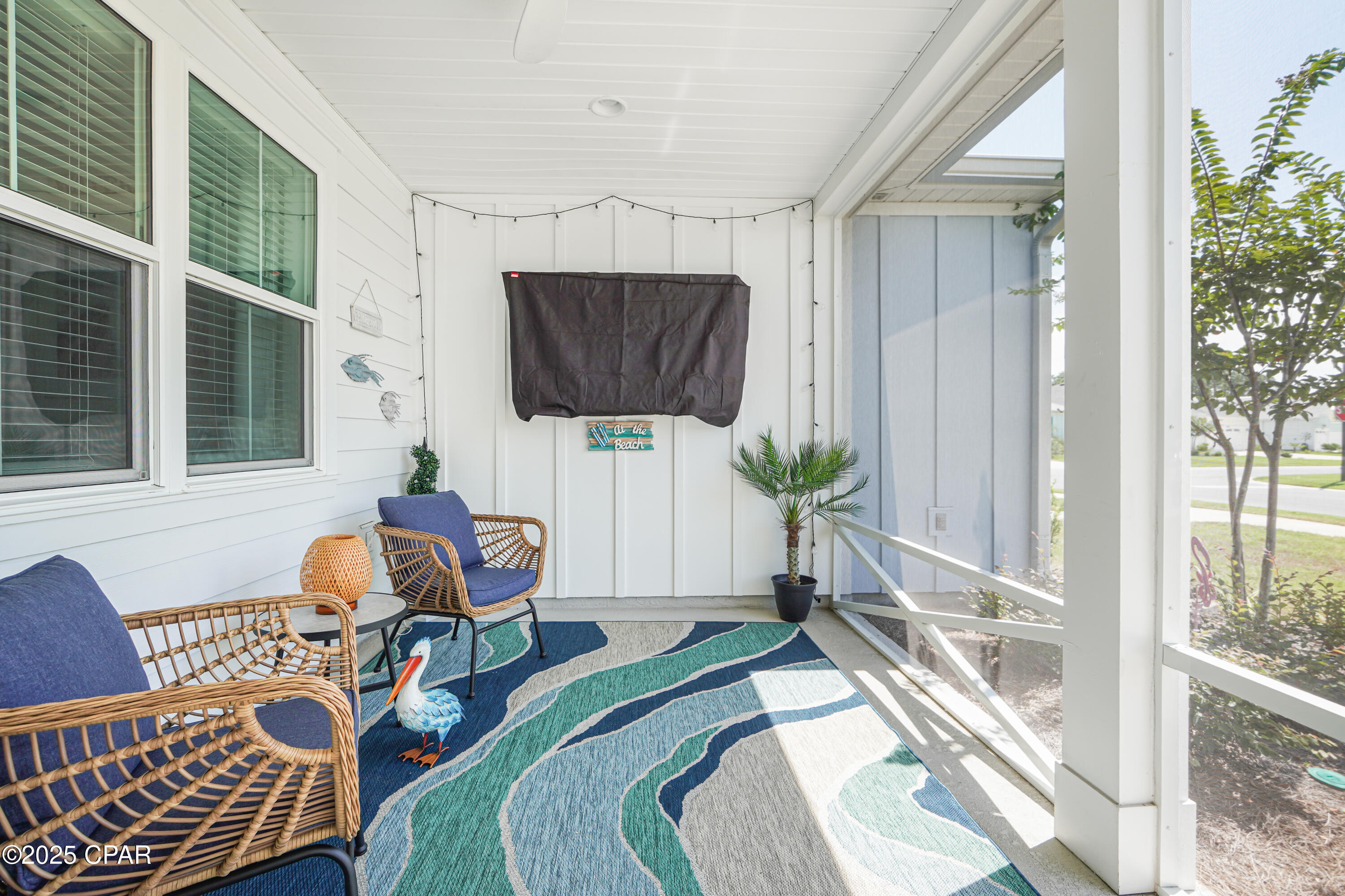 Image 38 For 8341 Fins Up Court