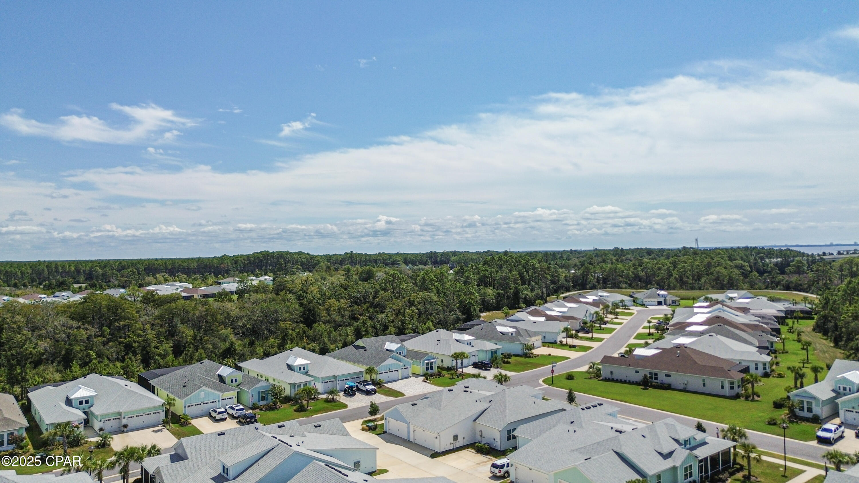 Image 41 For 8341 Fins Up Court