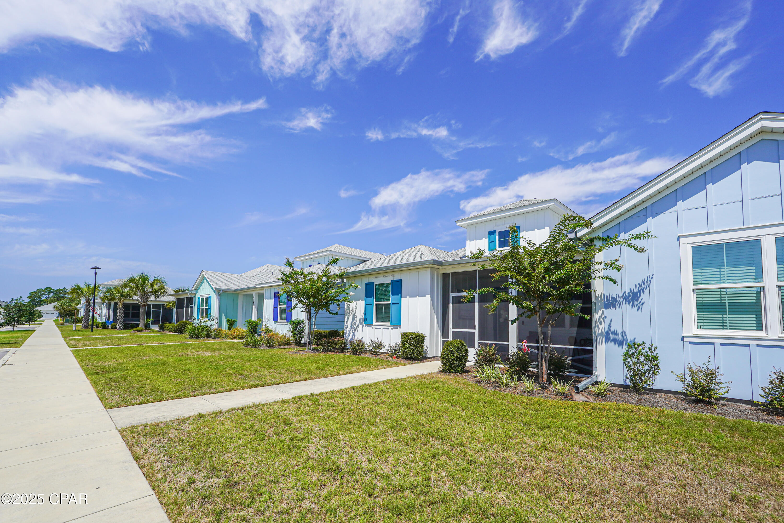 Image 45 For 8341 Fins Up Court