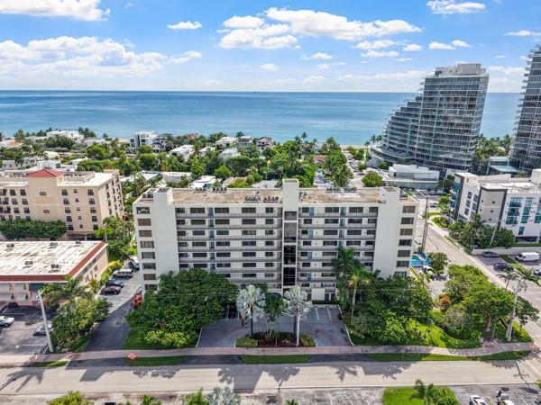 2300 33rd Ave Unit 602, Fort Lauderdale, Florida 33305