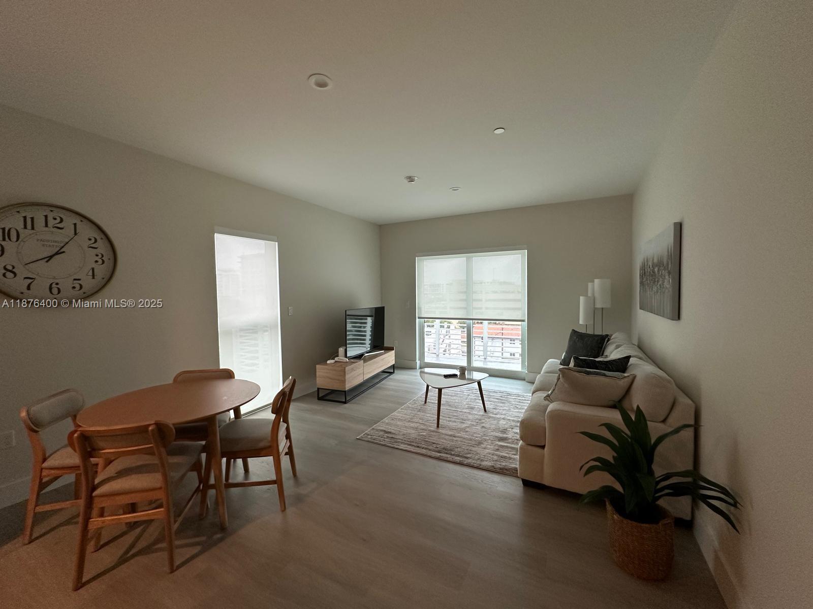 Property photo # 9