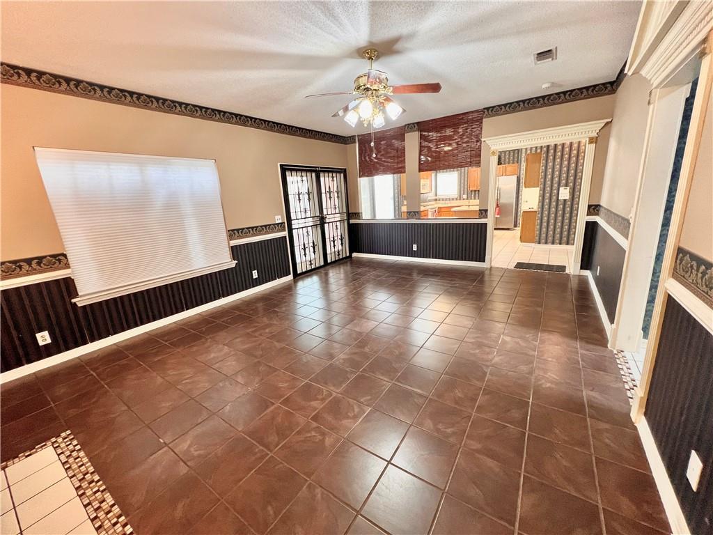 2153 Sutherland Place