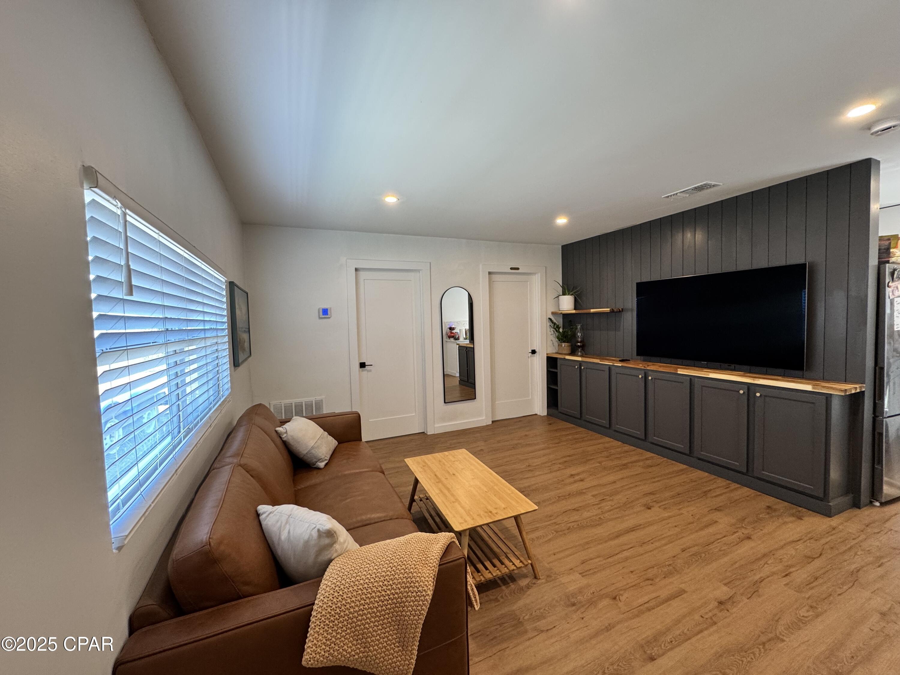 K64b72e3keqodujvwmcmua1jo3wyrbiwns3zvkoy1om