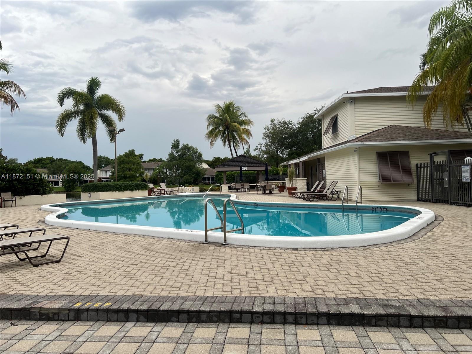Property photo # 6