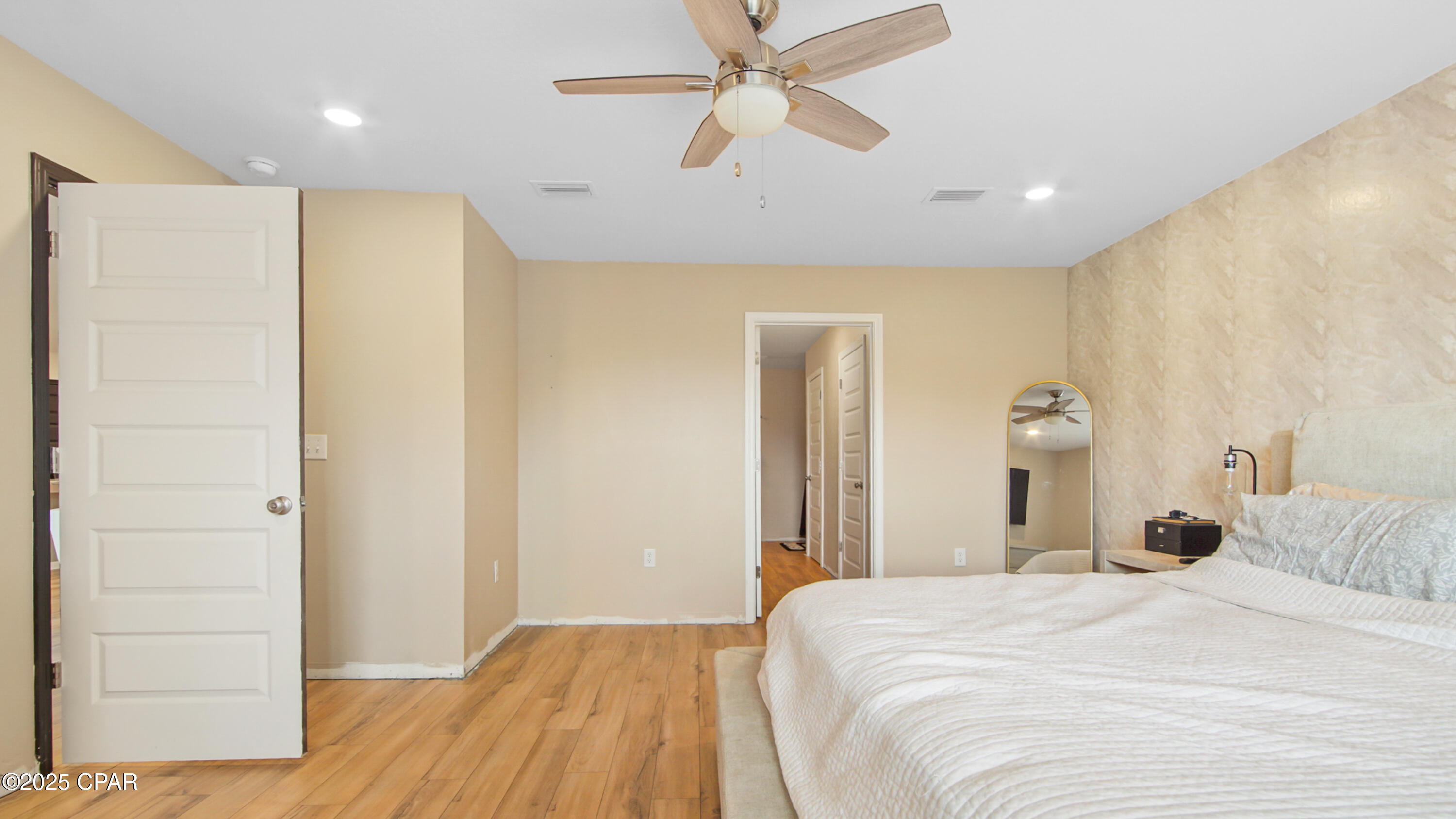 Odnphkjfpc8eelcwzxanesn5sxcbnbipjlnstr0b_xa