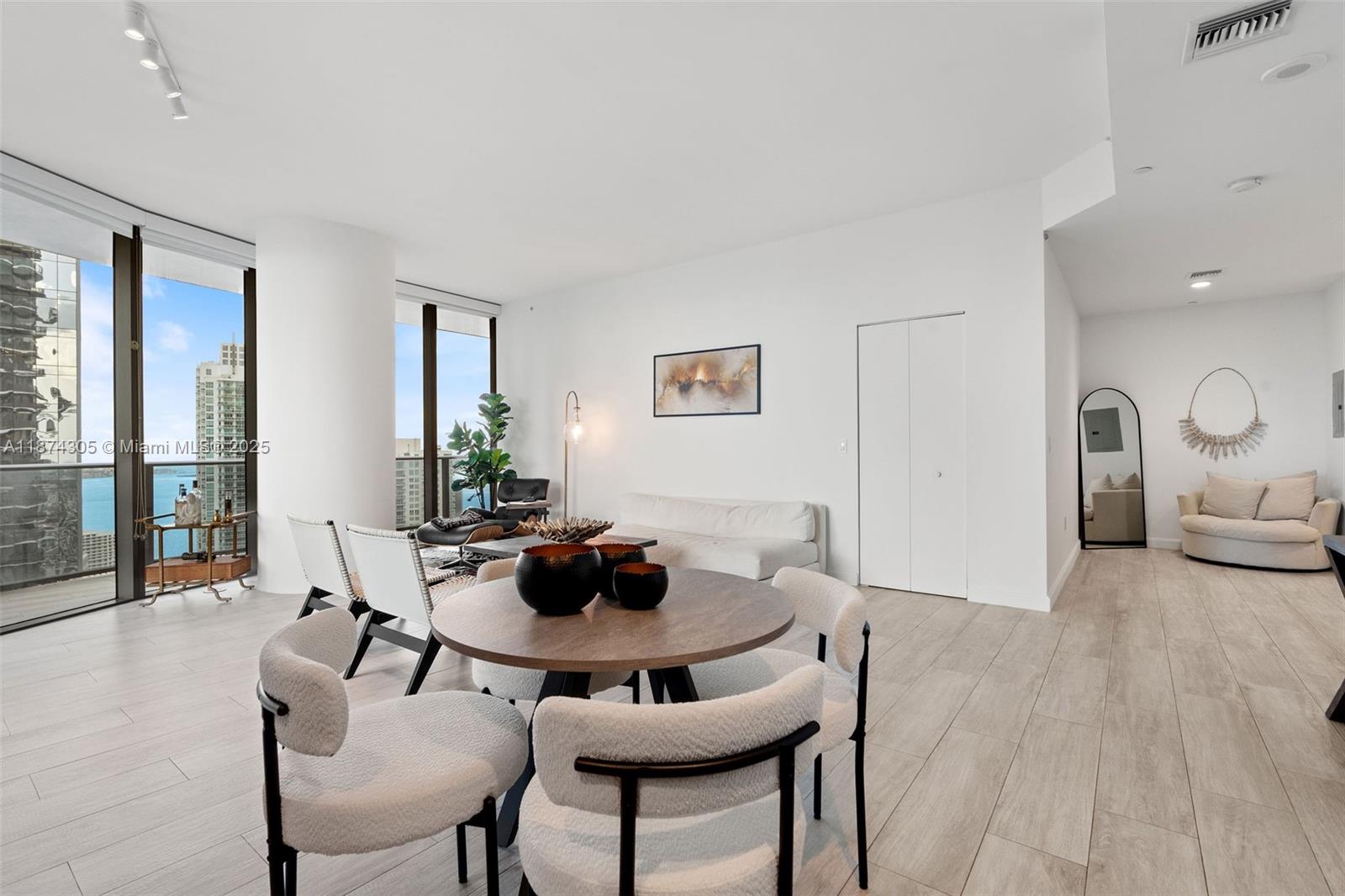 Property photo # 9