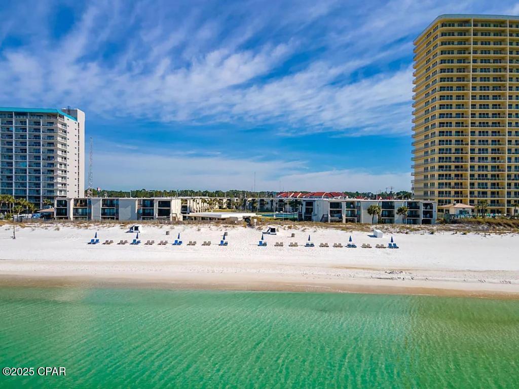 Image 36 For 8727 Thomas Drive D5