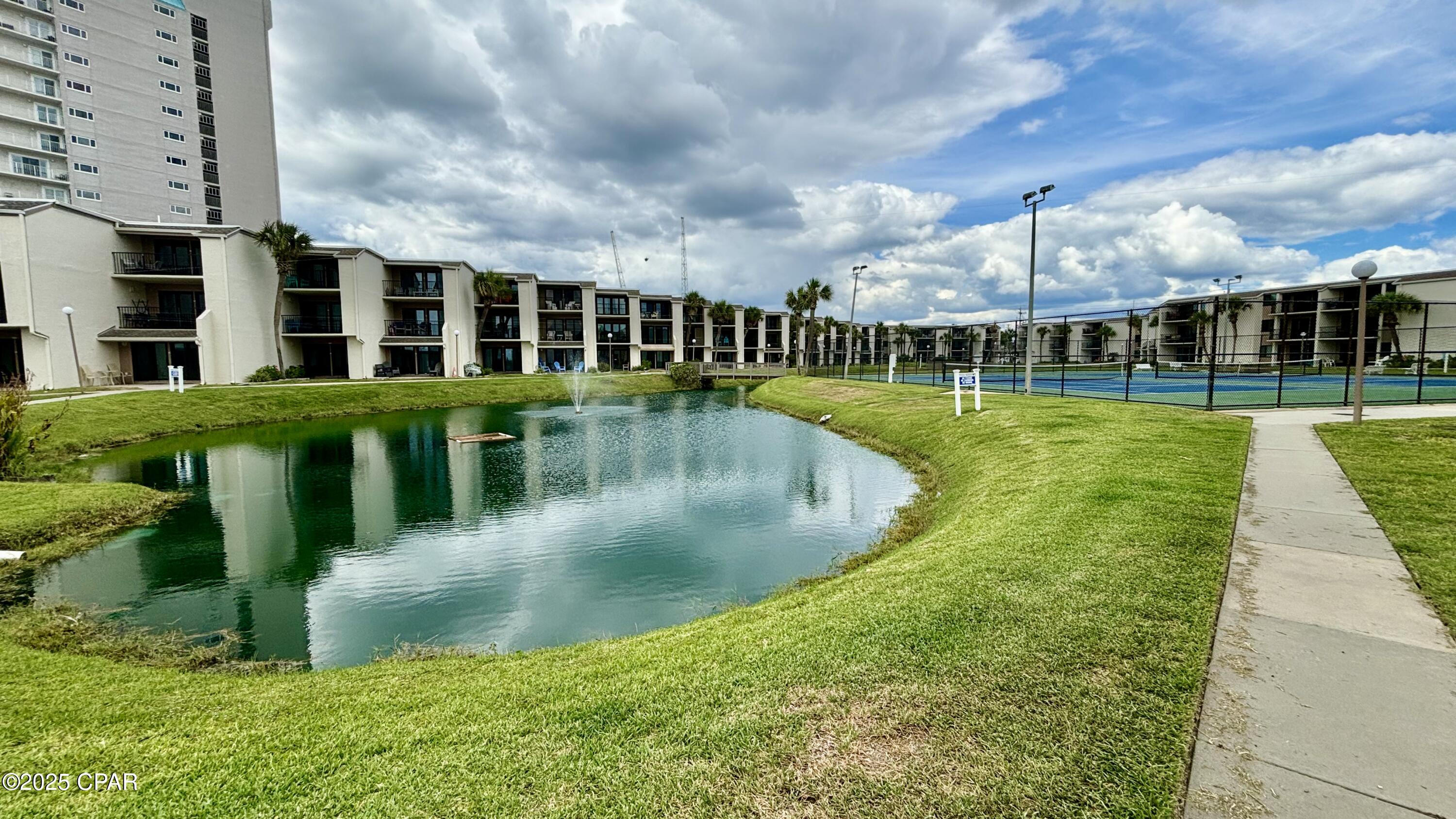 Image 48 For 8727 Thomas Drive D5