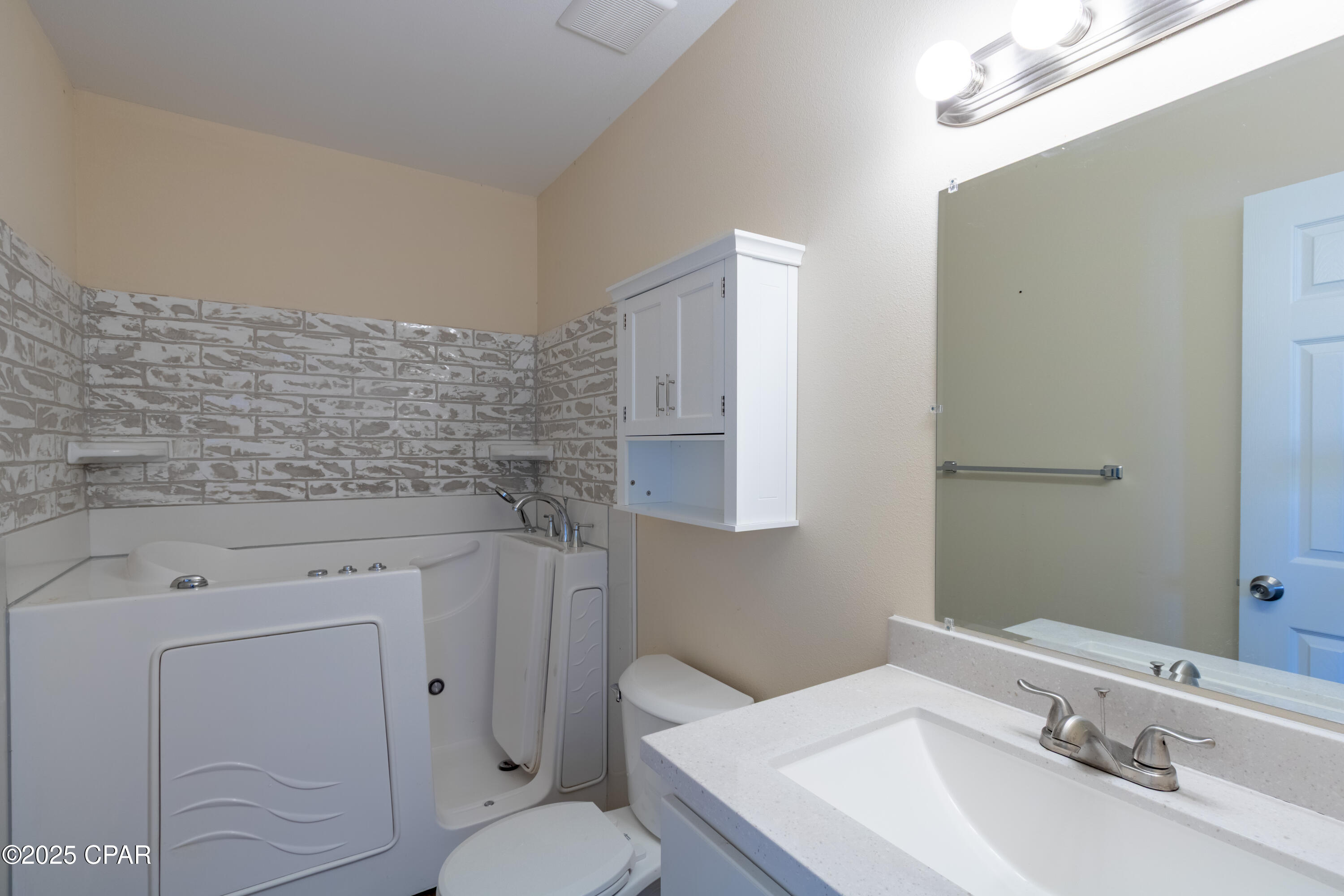 Image 22 For 510 Venetian Way