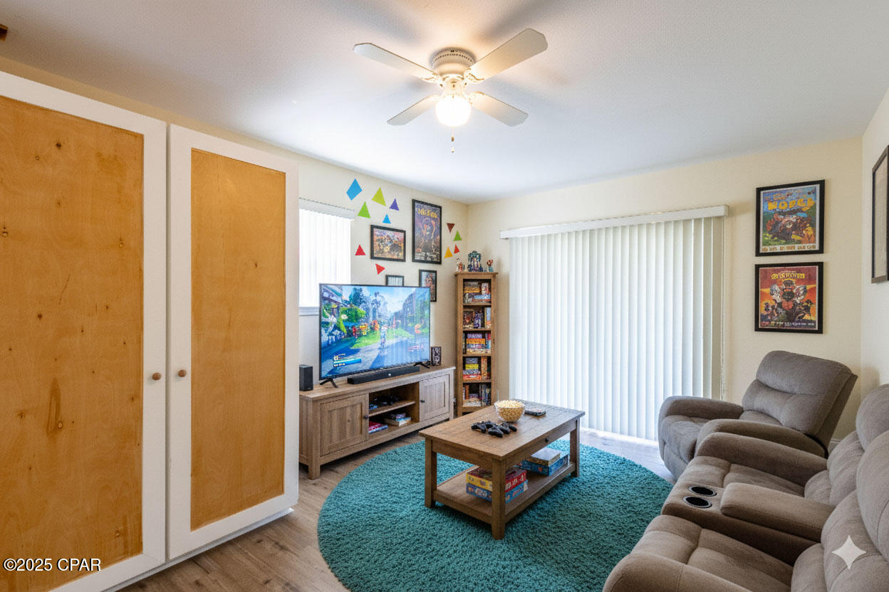 Image 28 For 510 Venetian Way