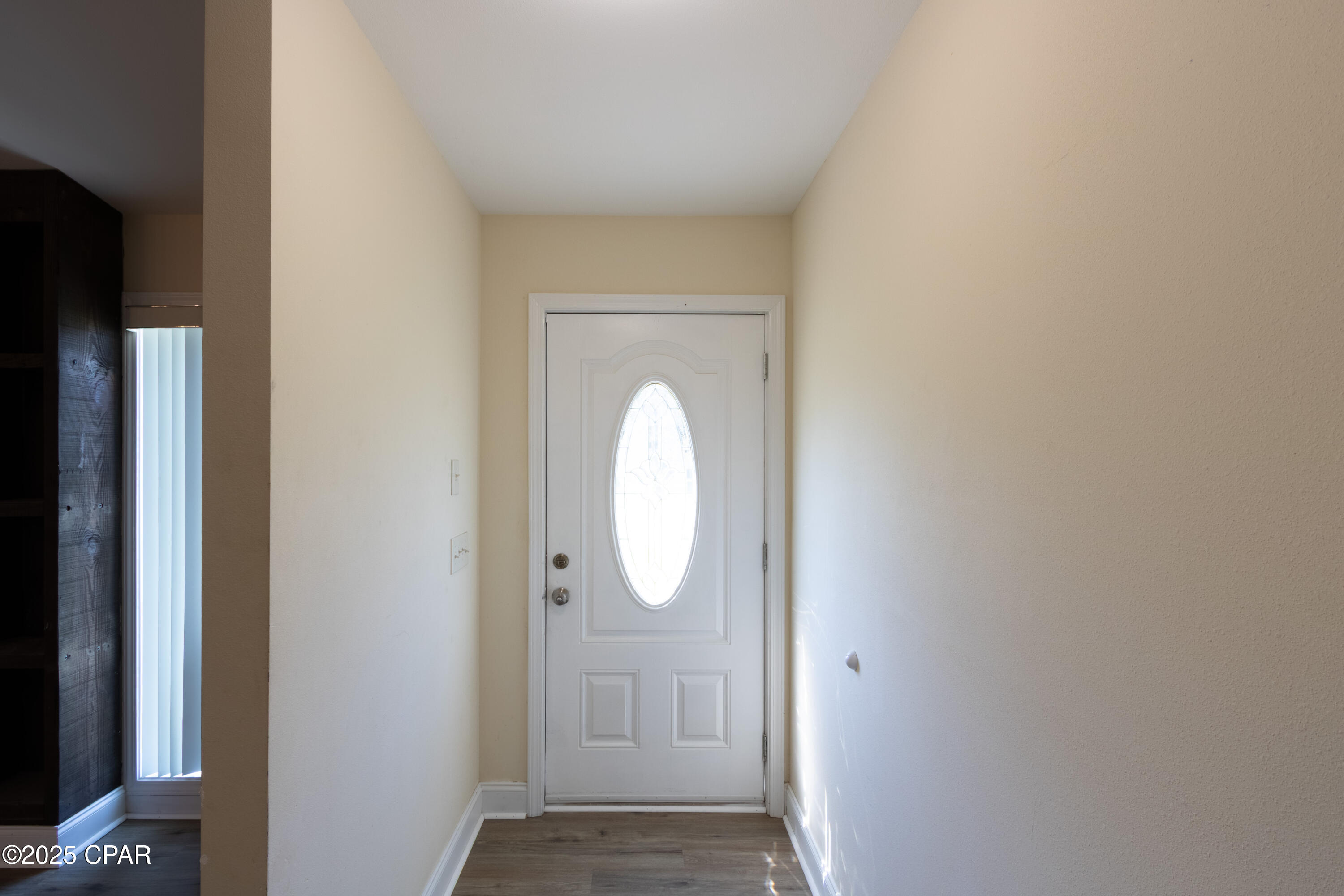 Image 3 For 510 Venetian Way