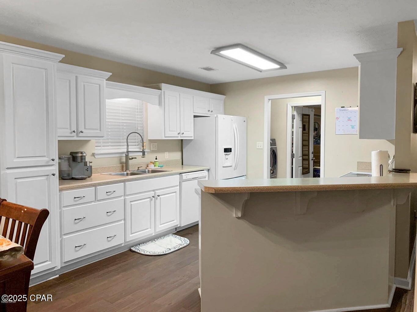 Image 2 For 6416 Wildwood Court