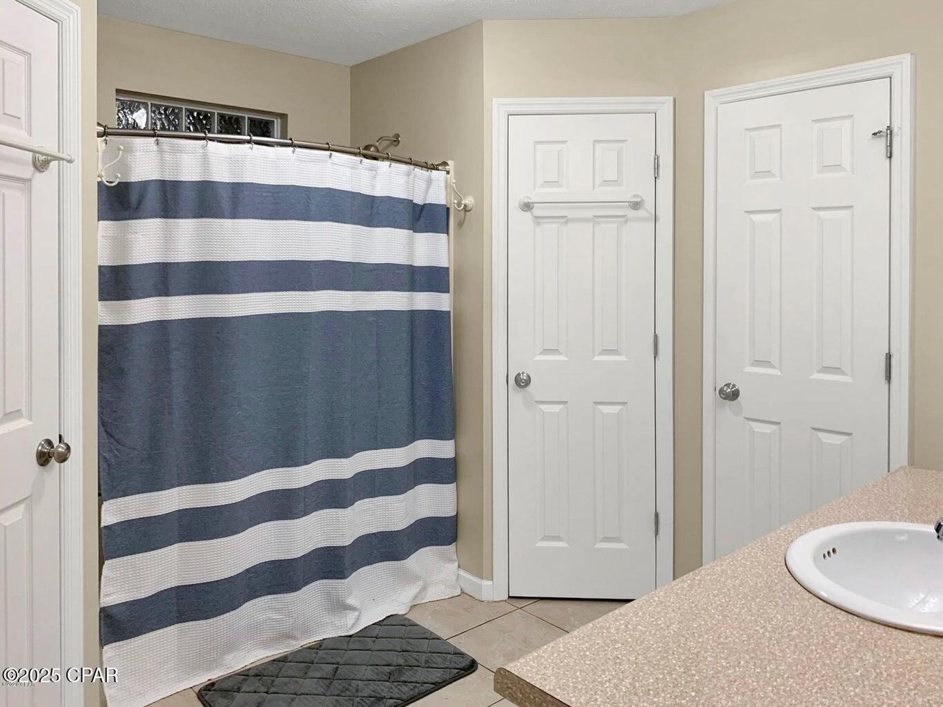 Image 9 For 6416 Wildwood Court