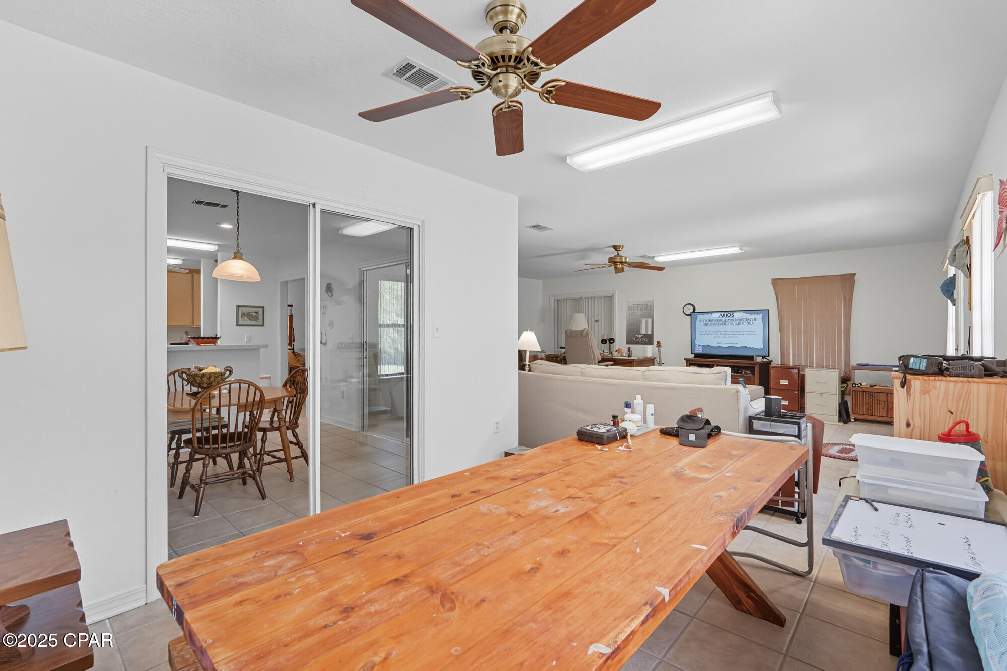 Uxwr1rkckn0b_dqbc8blr9ivey2ndkgu8b_zigmvlci