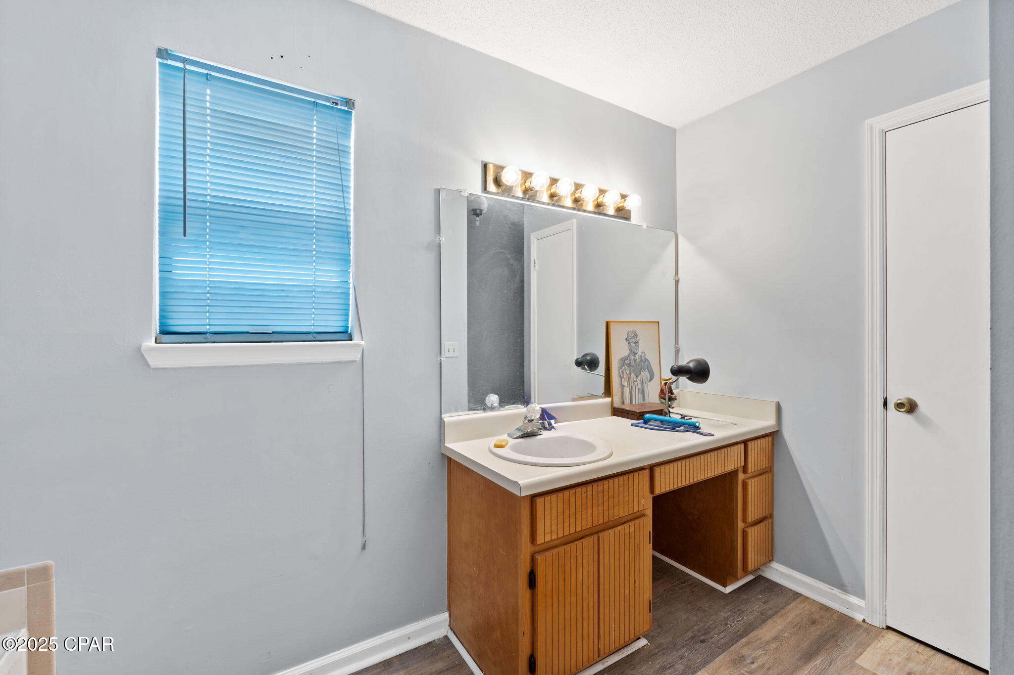 Qndrmss2qim0jv_yeougb7bbyff Doys4h6wt Oyzae