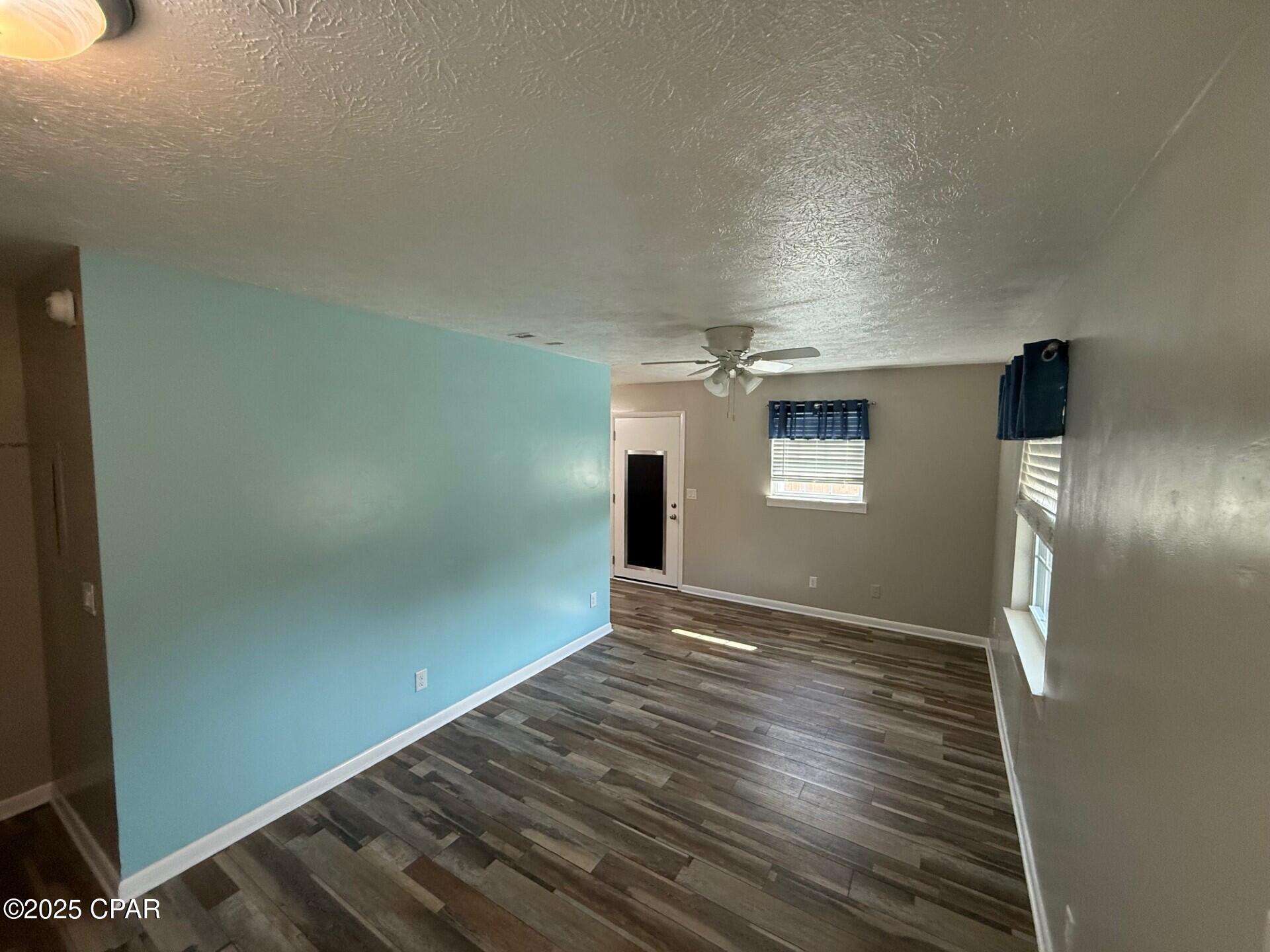 Image 4 For 10804 Hale Avenue C