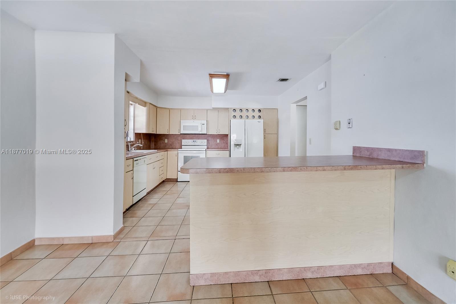 Property photo # 8