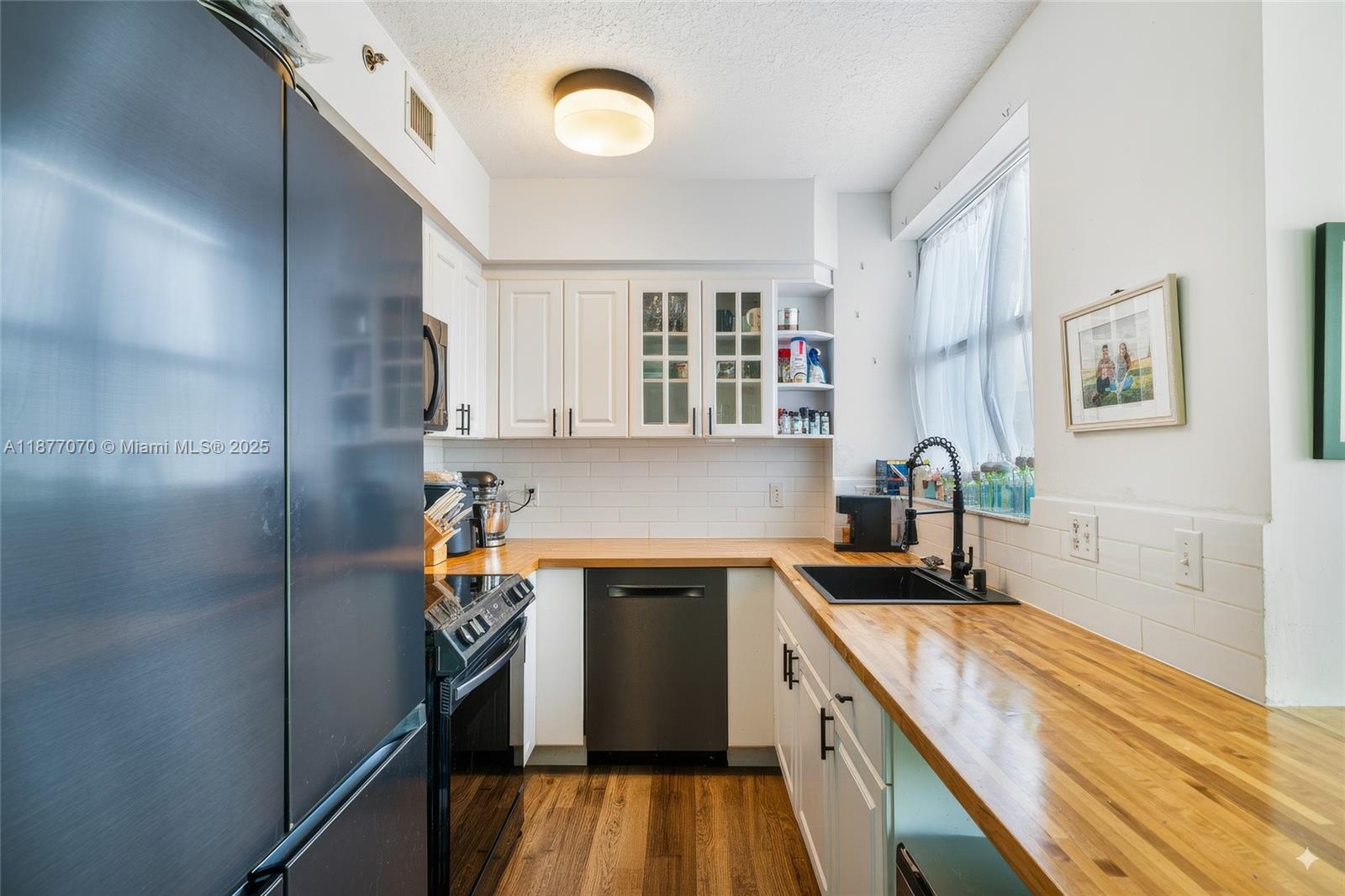 Property photo # 3