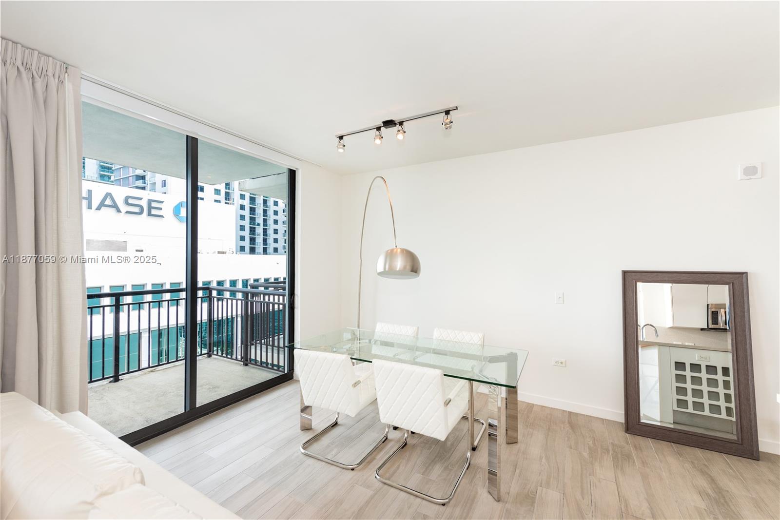 Property photo # 8