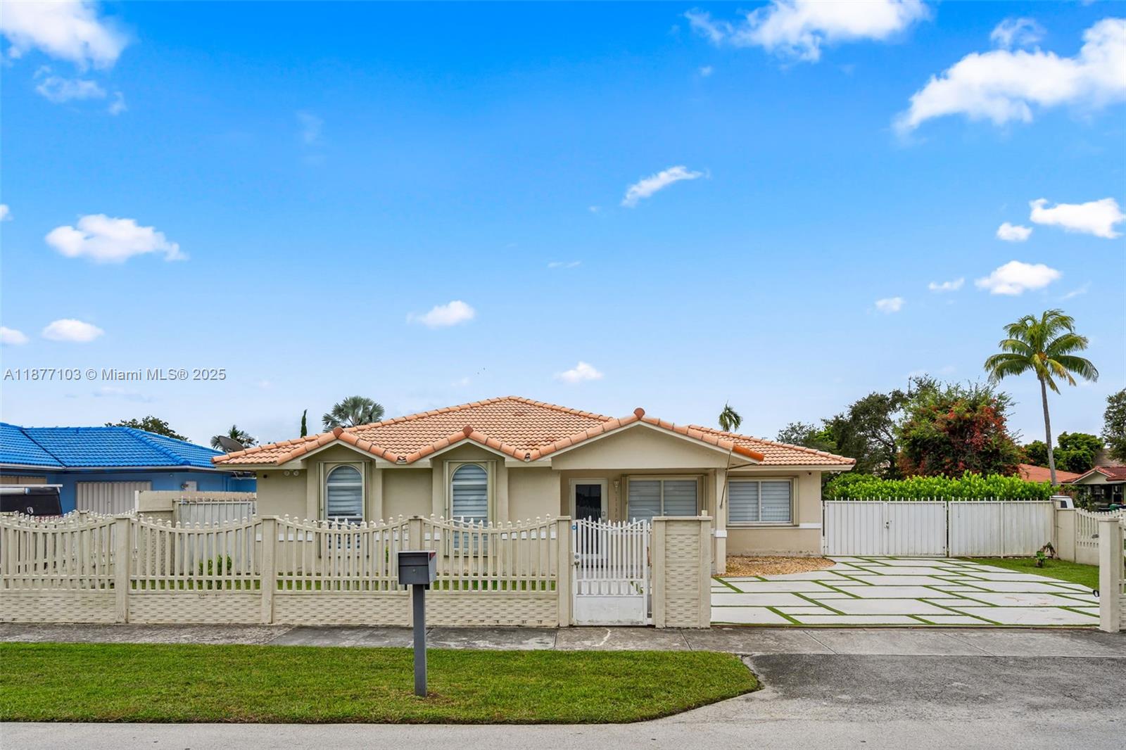 Property photo # 9