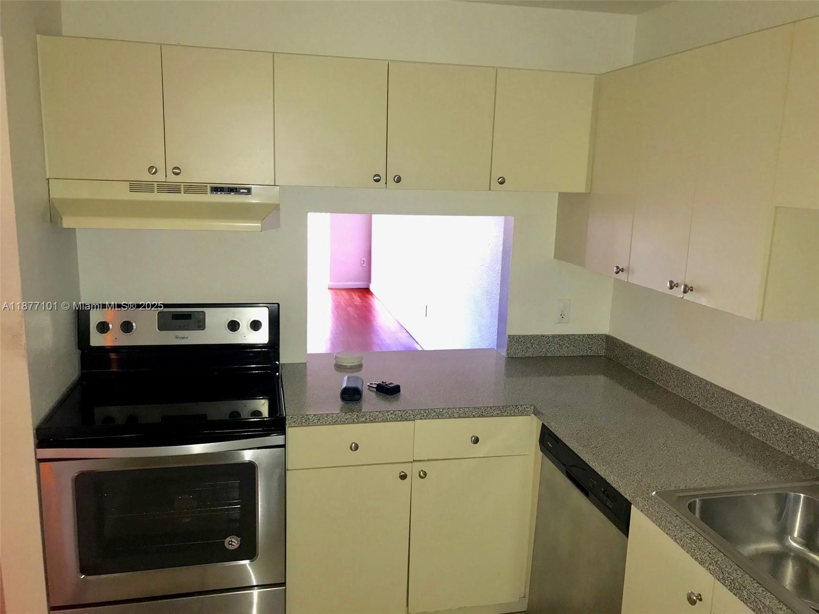 Property photo # 2