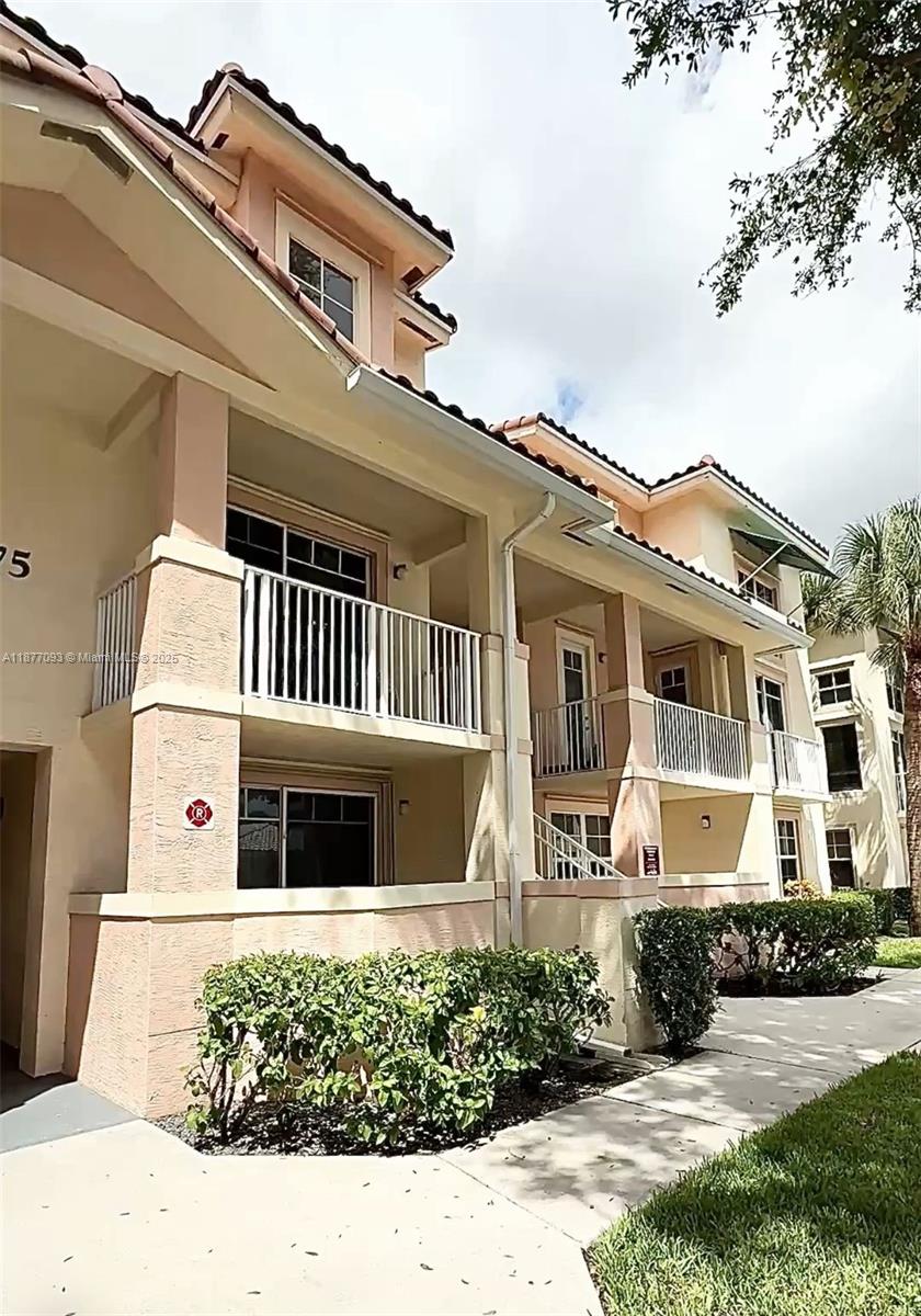 Property photo # 0