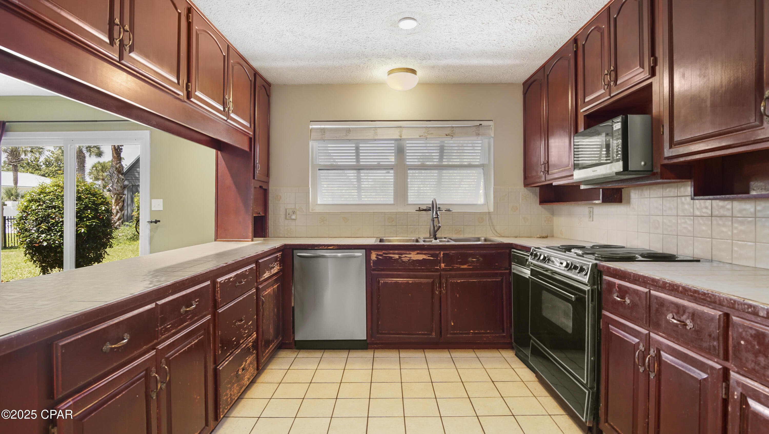 N Ech8pgmdvmktvtqoxeok C_ffbkuj45ya_q5tbxmw