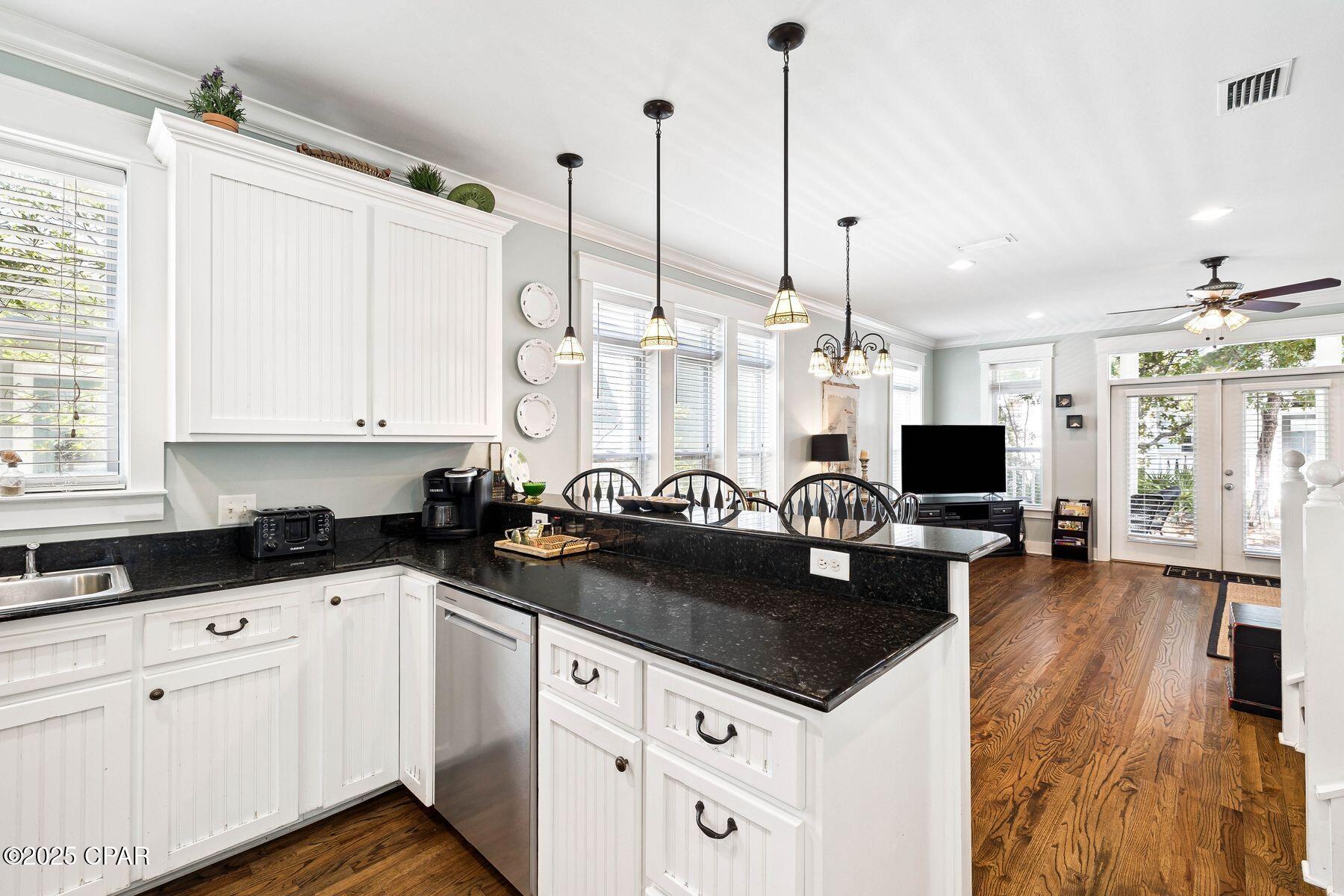 Image 14 For 54 Surfer Lane