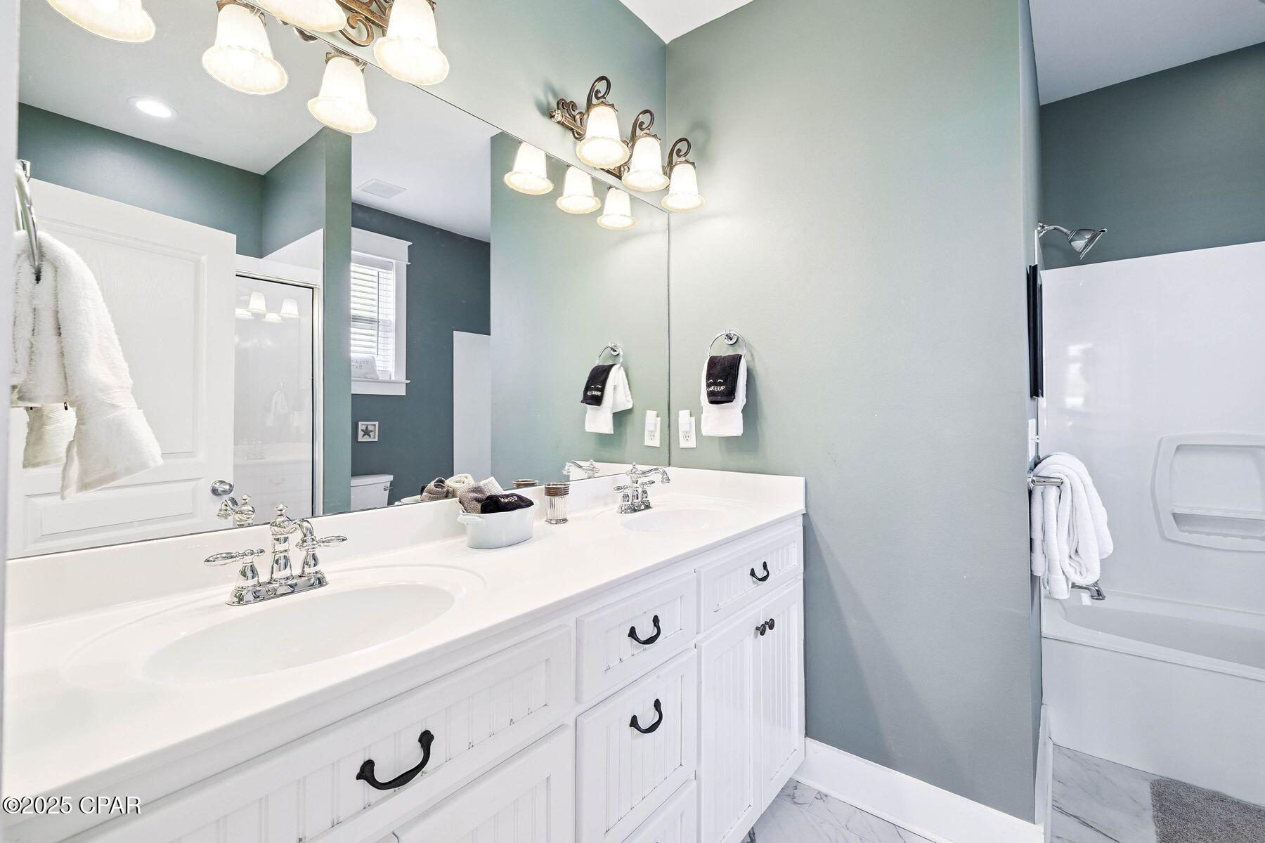 Image 26 For 54 Surfer Lane