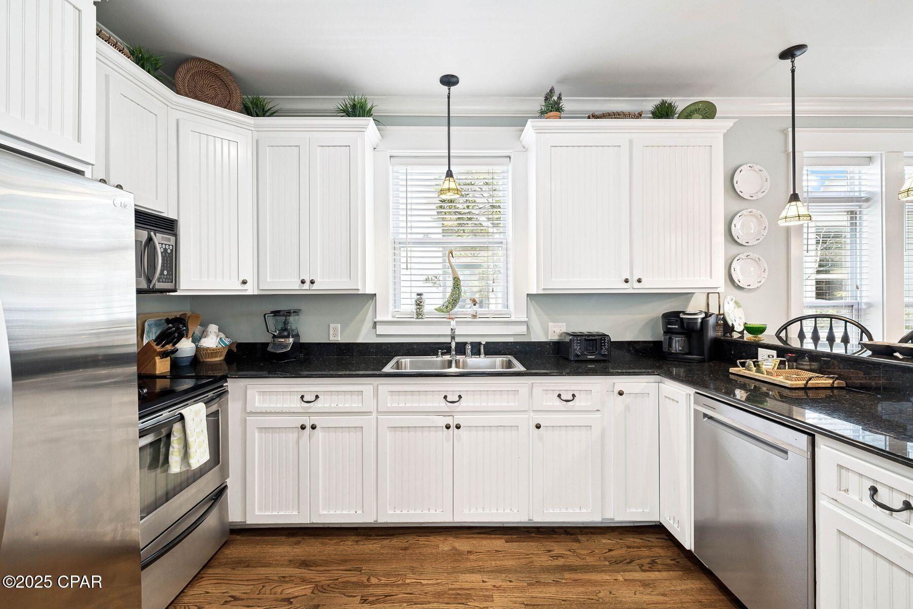 Djiwzkap0egkfakrrcdw6vtrqy268i02elb8tbeg34m