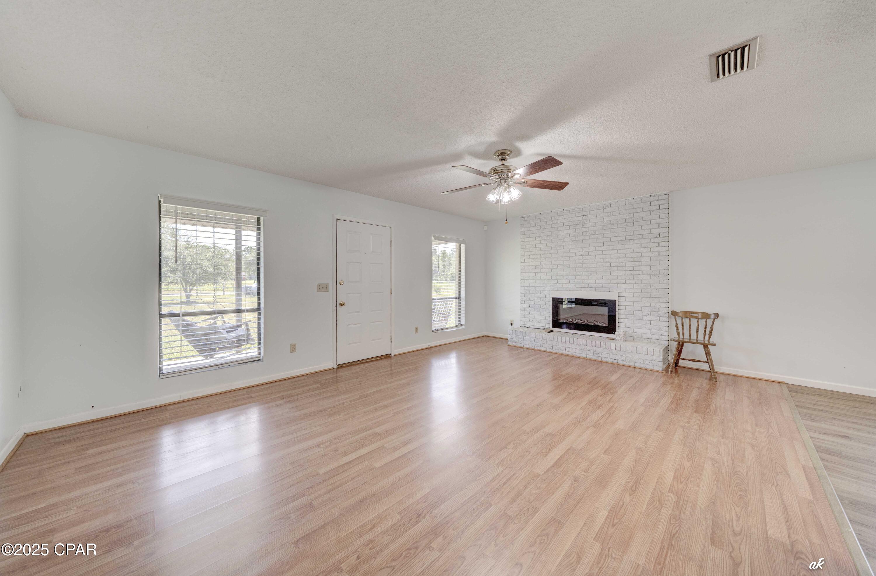 Xc4zewgs1pesyby45fnvp7nrp0zesv4dfeyfmhcbgiq