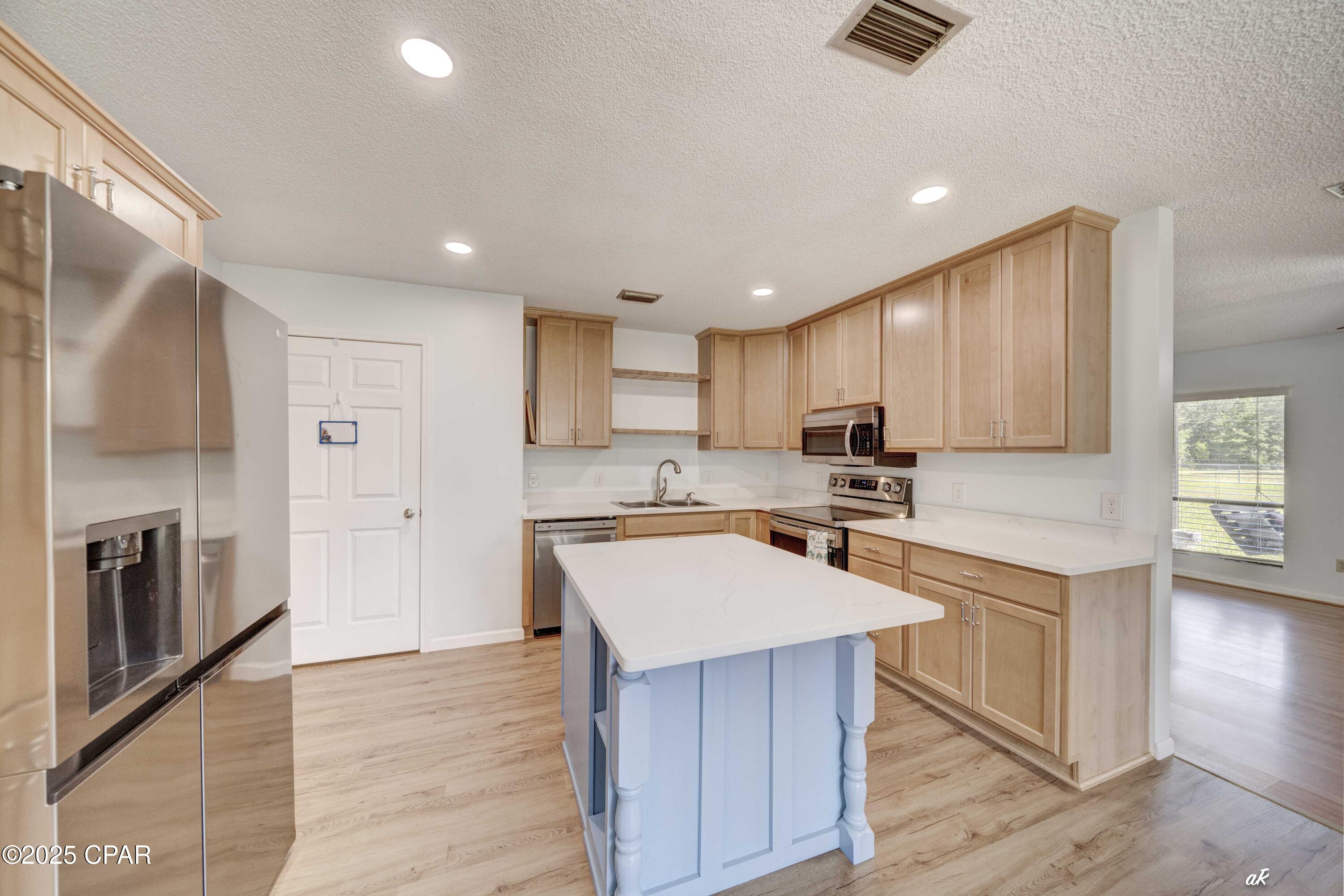 Xwxmkfjdtdvcsk6kdjn4 Rm1c2y6 Ngboqff6kyuv6i