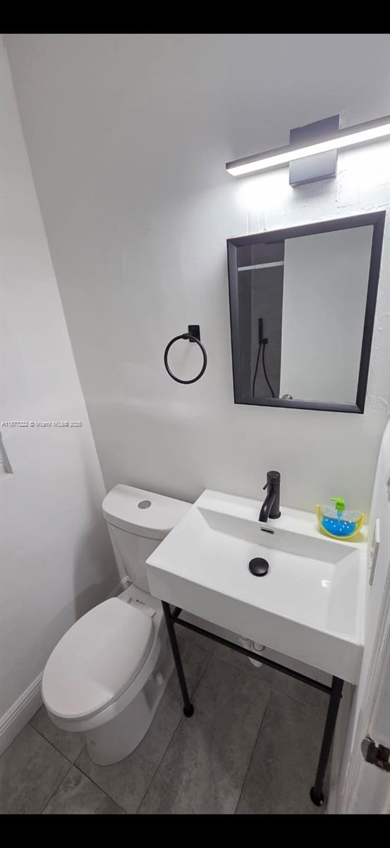 Dania Manor Corr Plat