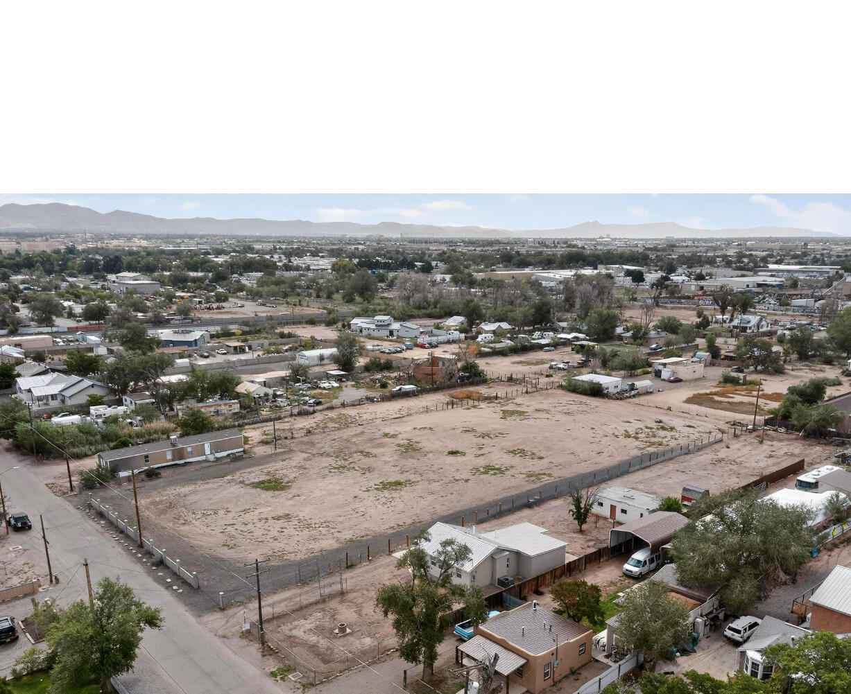 152 WILLOW Road NW, Albuquerque