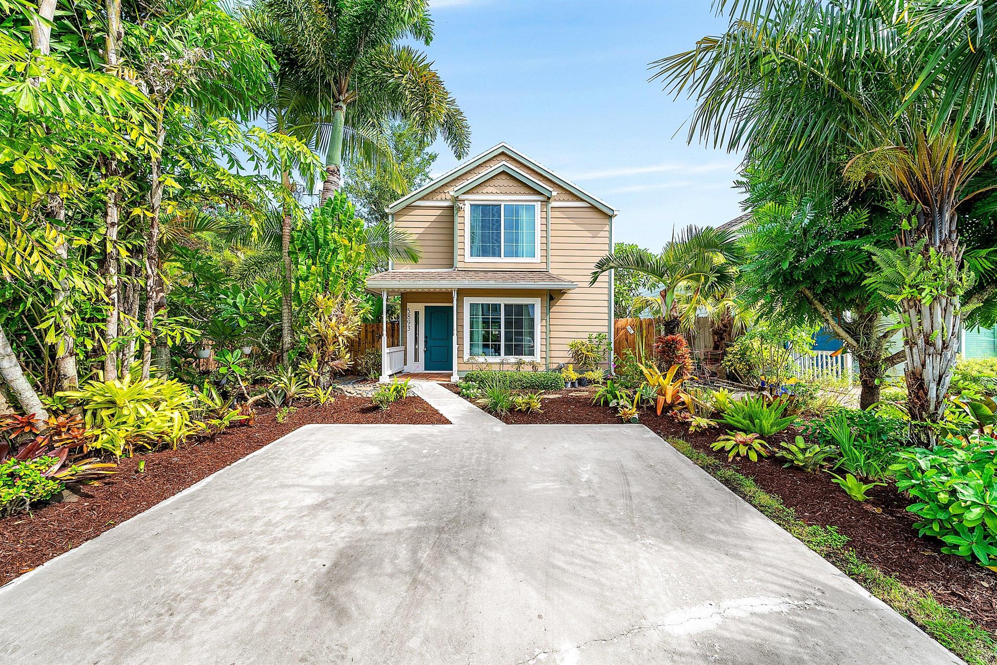 5893 Cassandra Court, West Palm Beach, Florida 33415