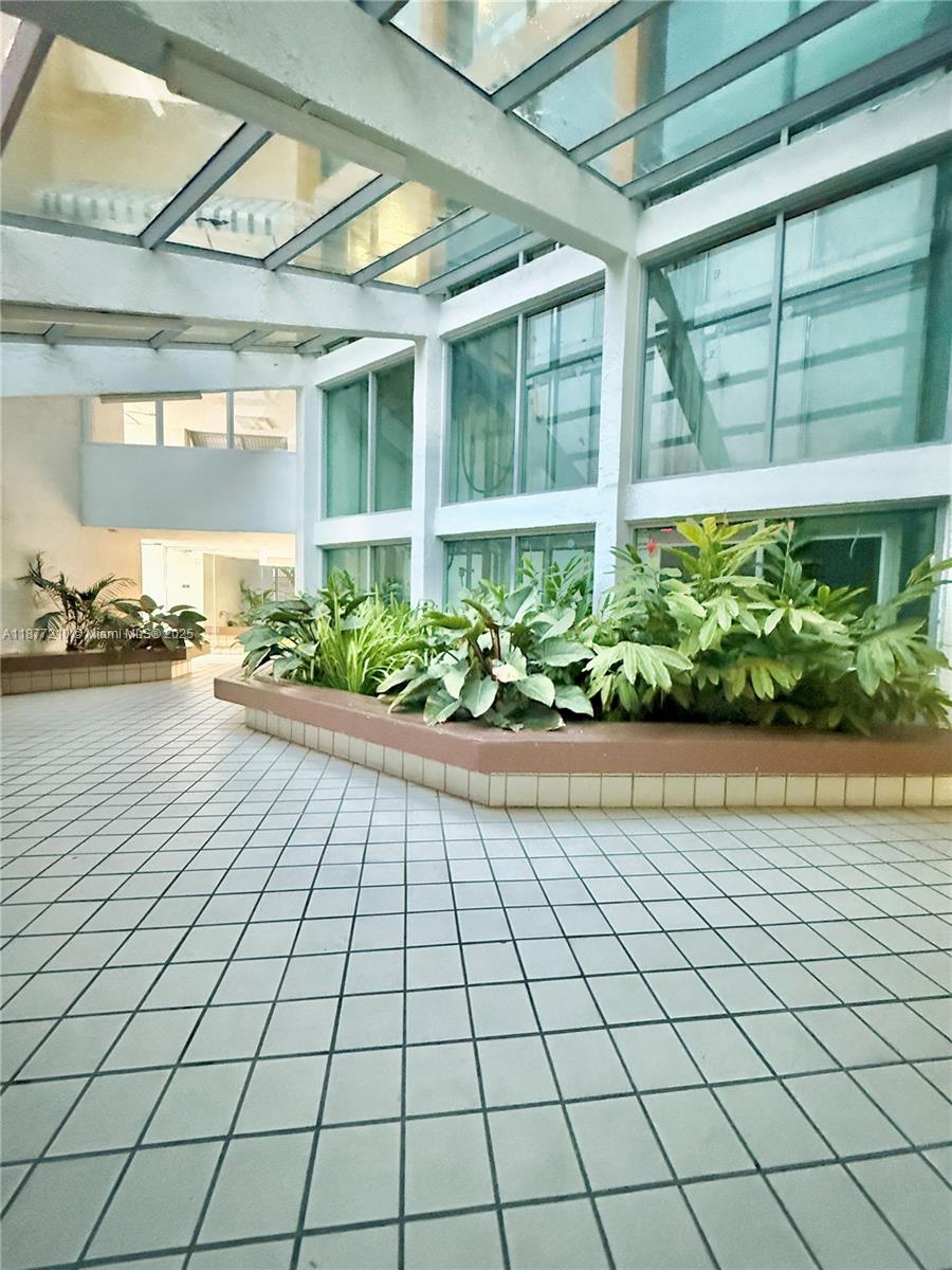 International Park Condo