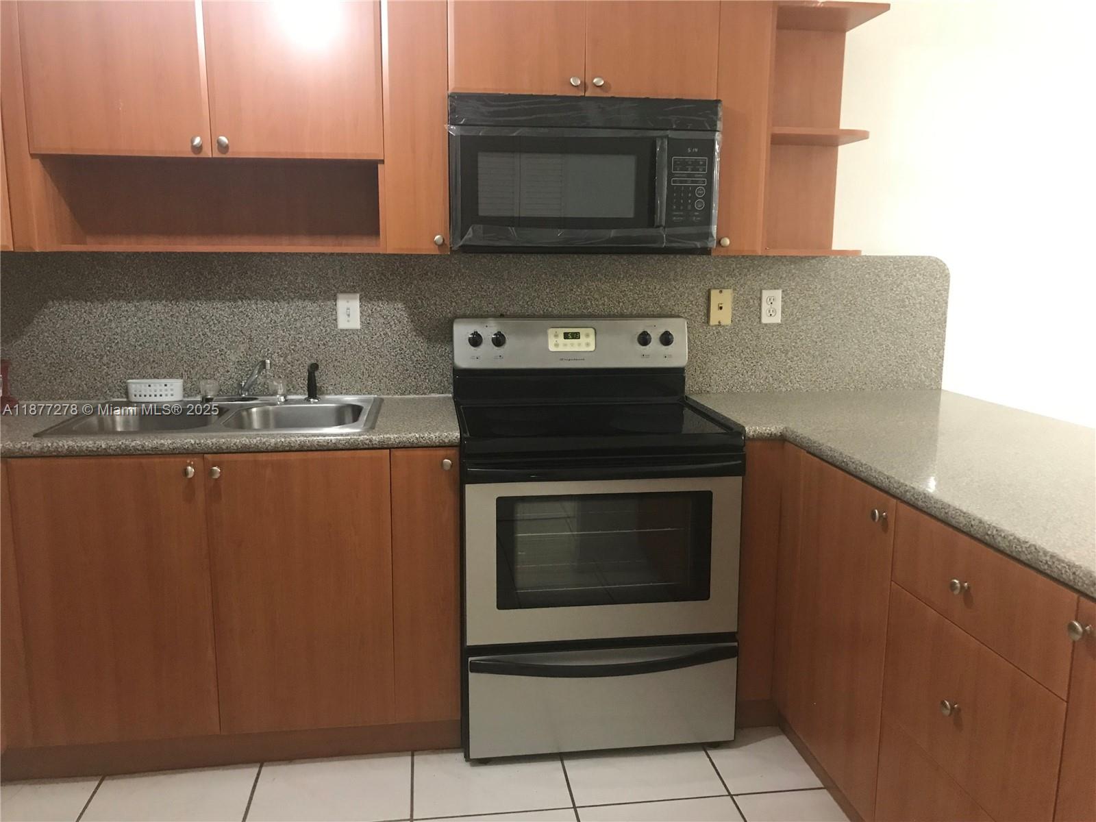Property photo # 6