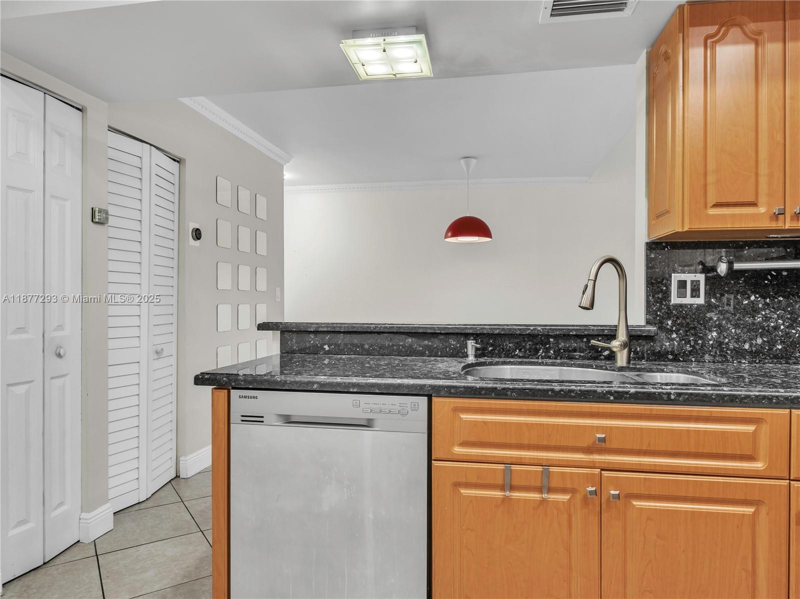 Property photo # 9
