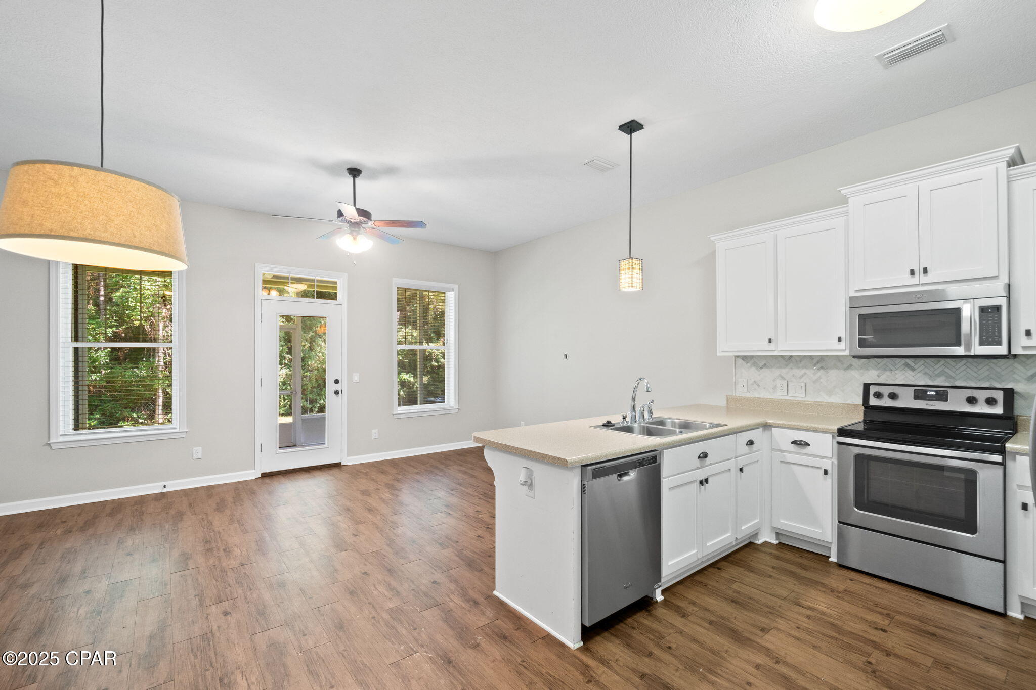 Zxqabe_l0ujqr23tfuzcdo5liznng5fqbblxdmuxzay