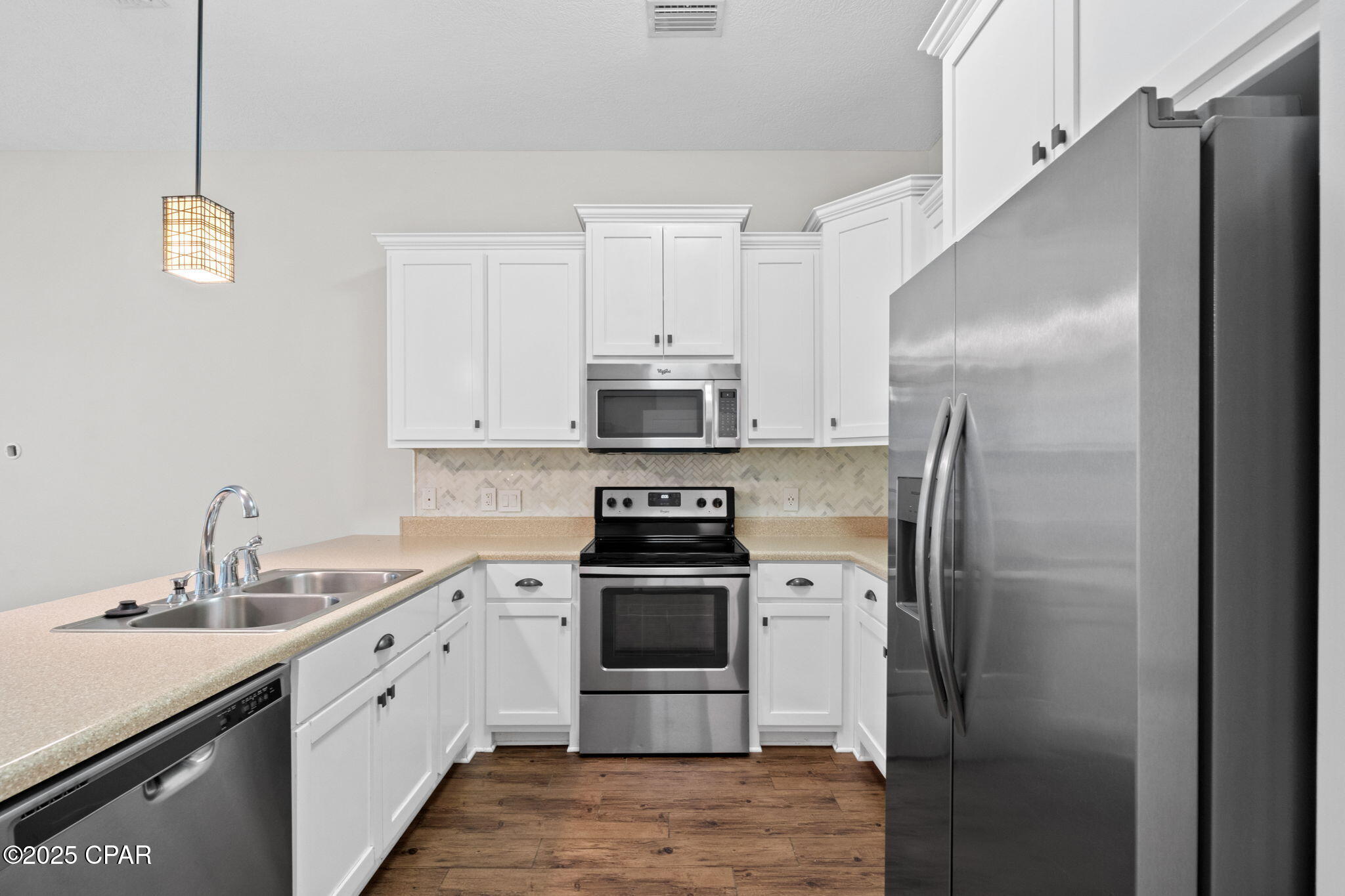 6pfmhdriywzxj7j8yjb8t6qkut1vg3eefnv7 3qb3ca