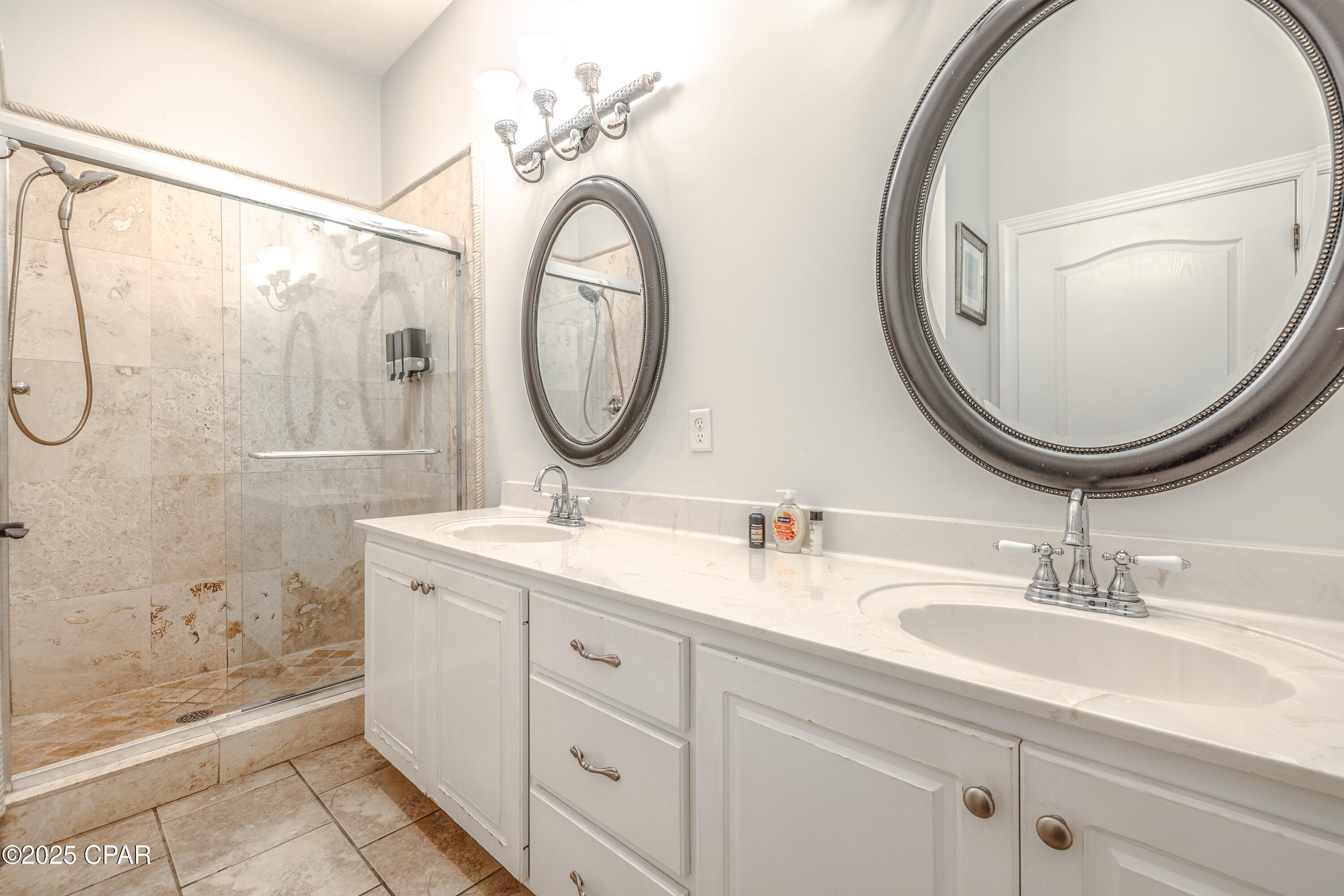 Dt0s3u0_l6qbozxo5ci Kkblqzngqvqd5i6k6e8tzh8