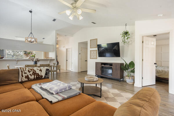 8rsbjzlu0cgh45qkedq1w1i3vtvobs9ipibtre_tbl0