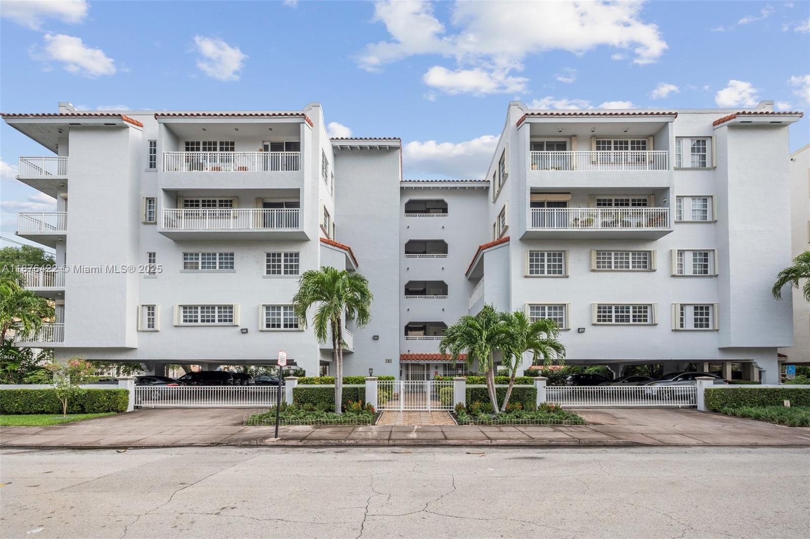 49 Majorca Ave Unit 203, Coral Gables, Florida 33134