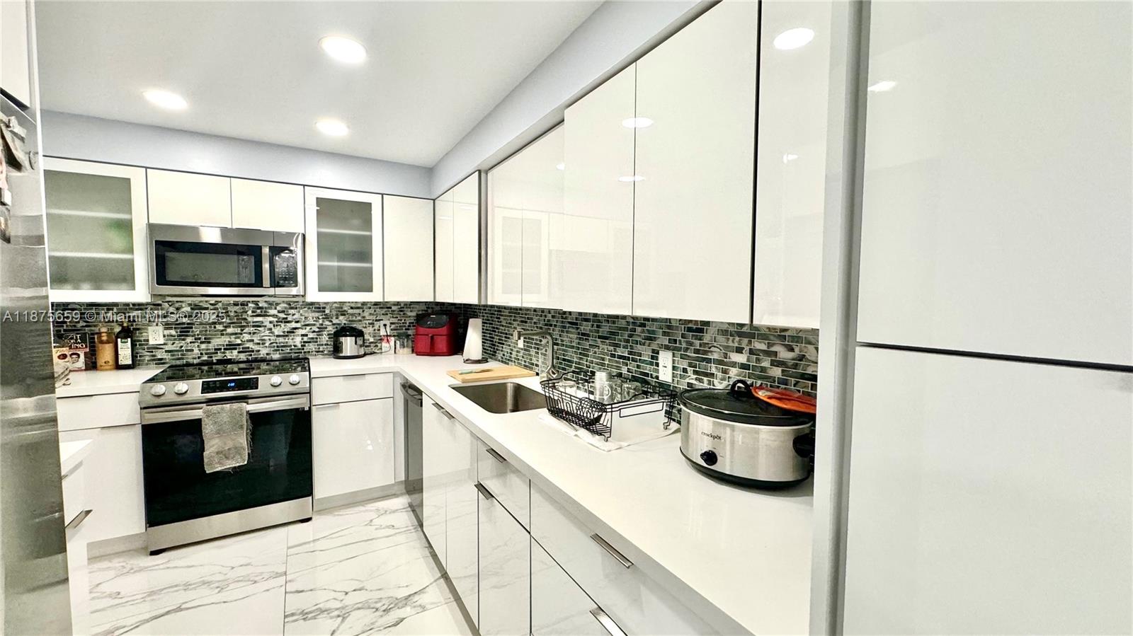 Property photo # 2