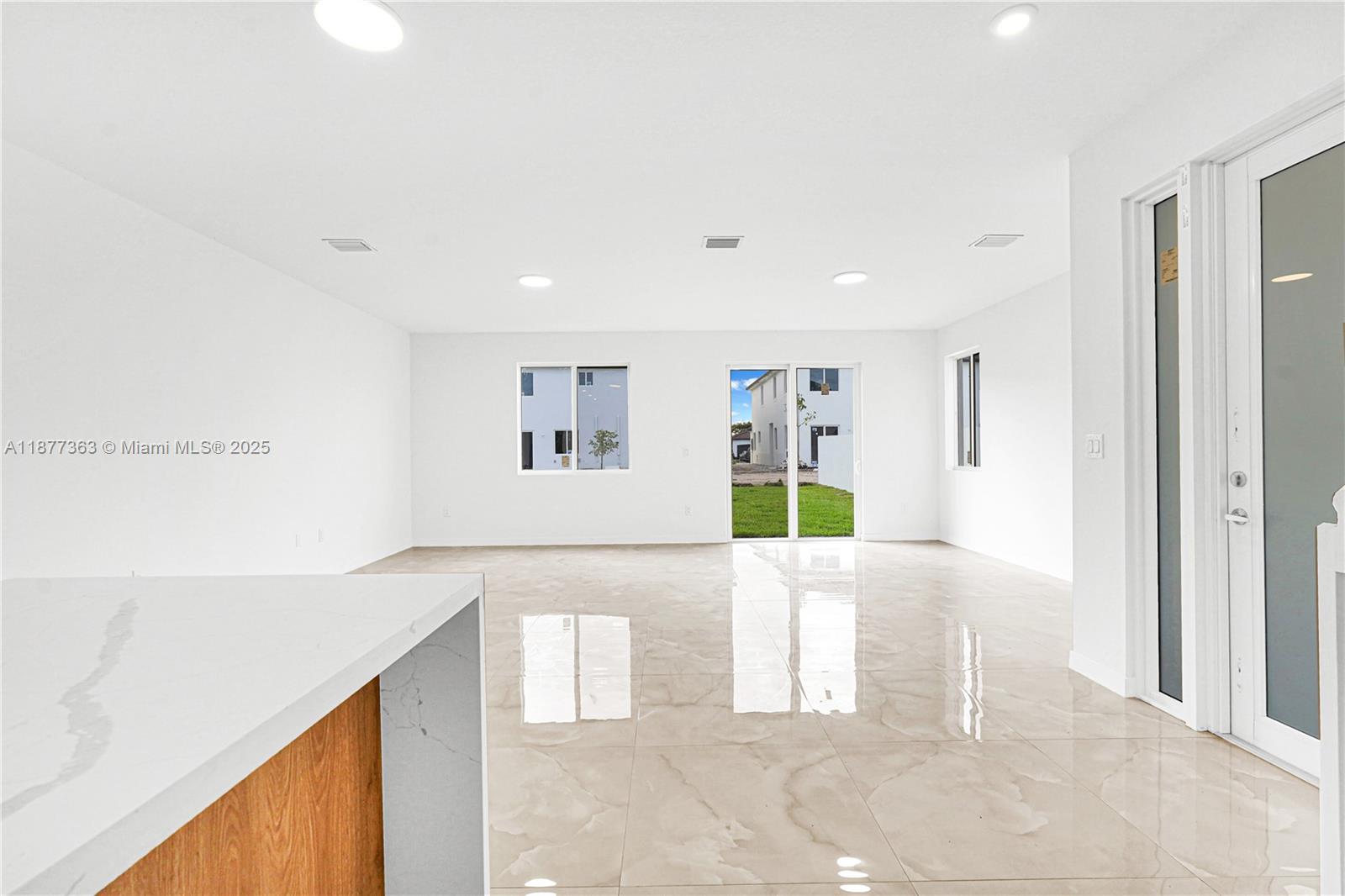 Property photo # 2