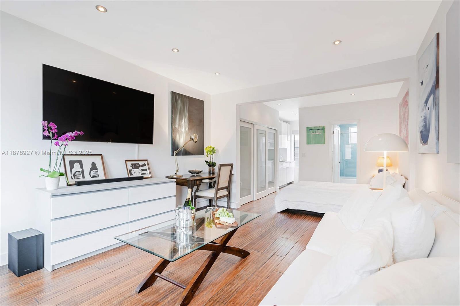 Property photo # 0